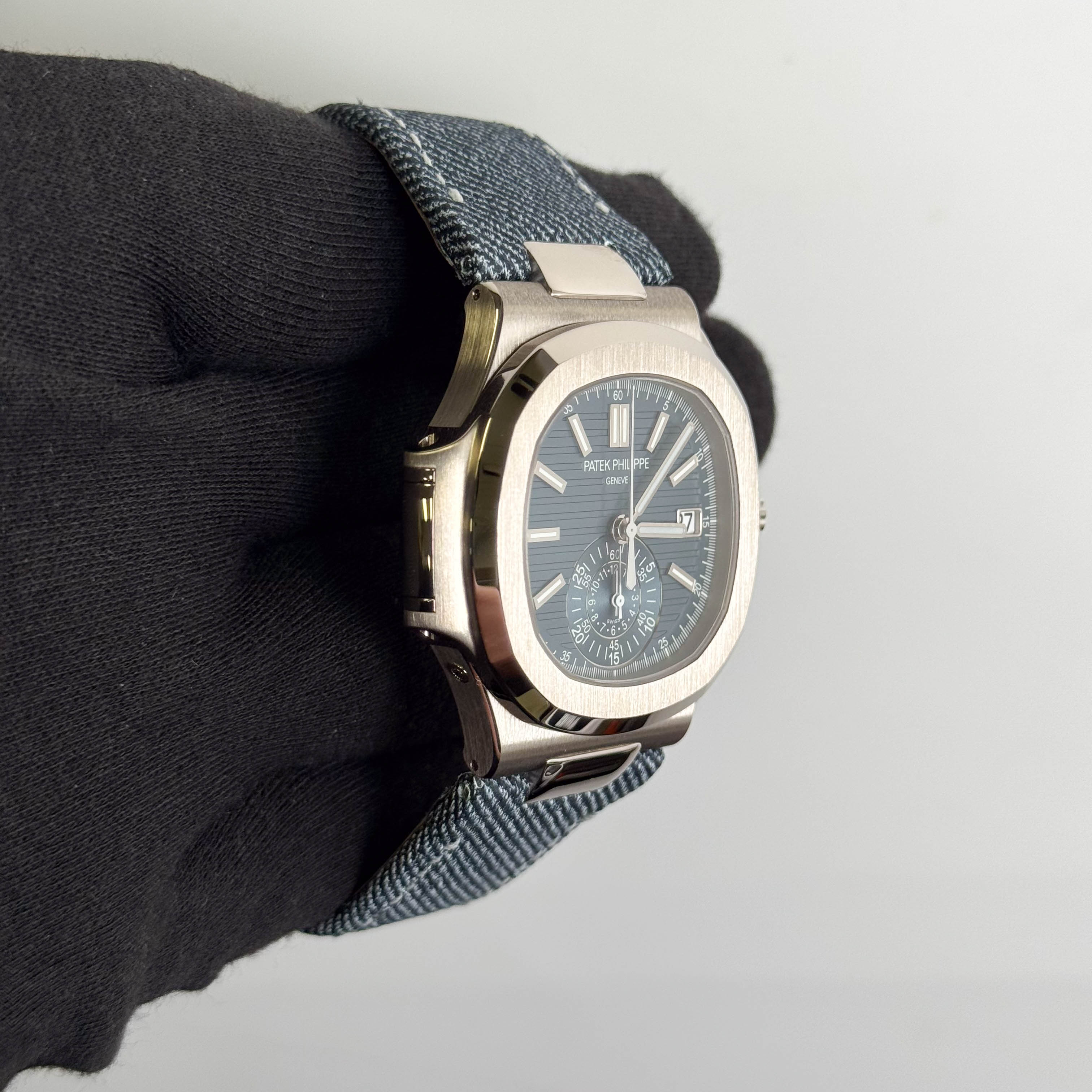 Patek Philippe Nautilus 40.5mm Blue Stick Dial Watch Ref# 5980/60G-001
