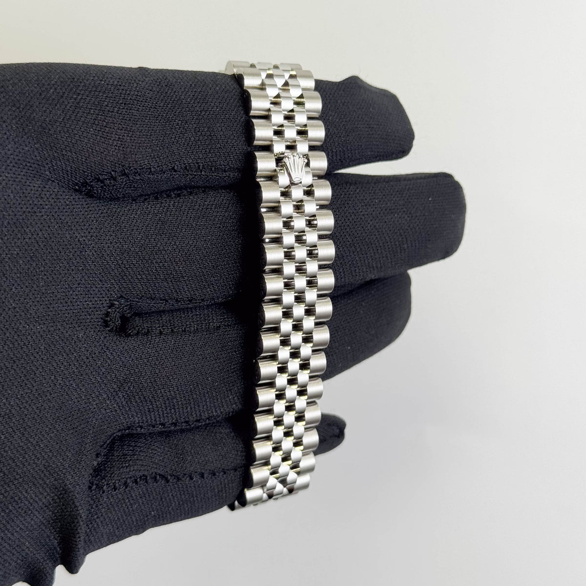 Rolex Datejust 31mm Rhodium Dial Watch Ref: 278274