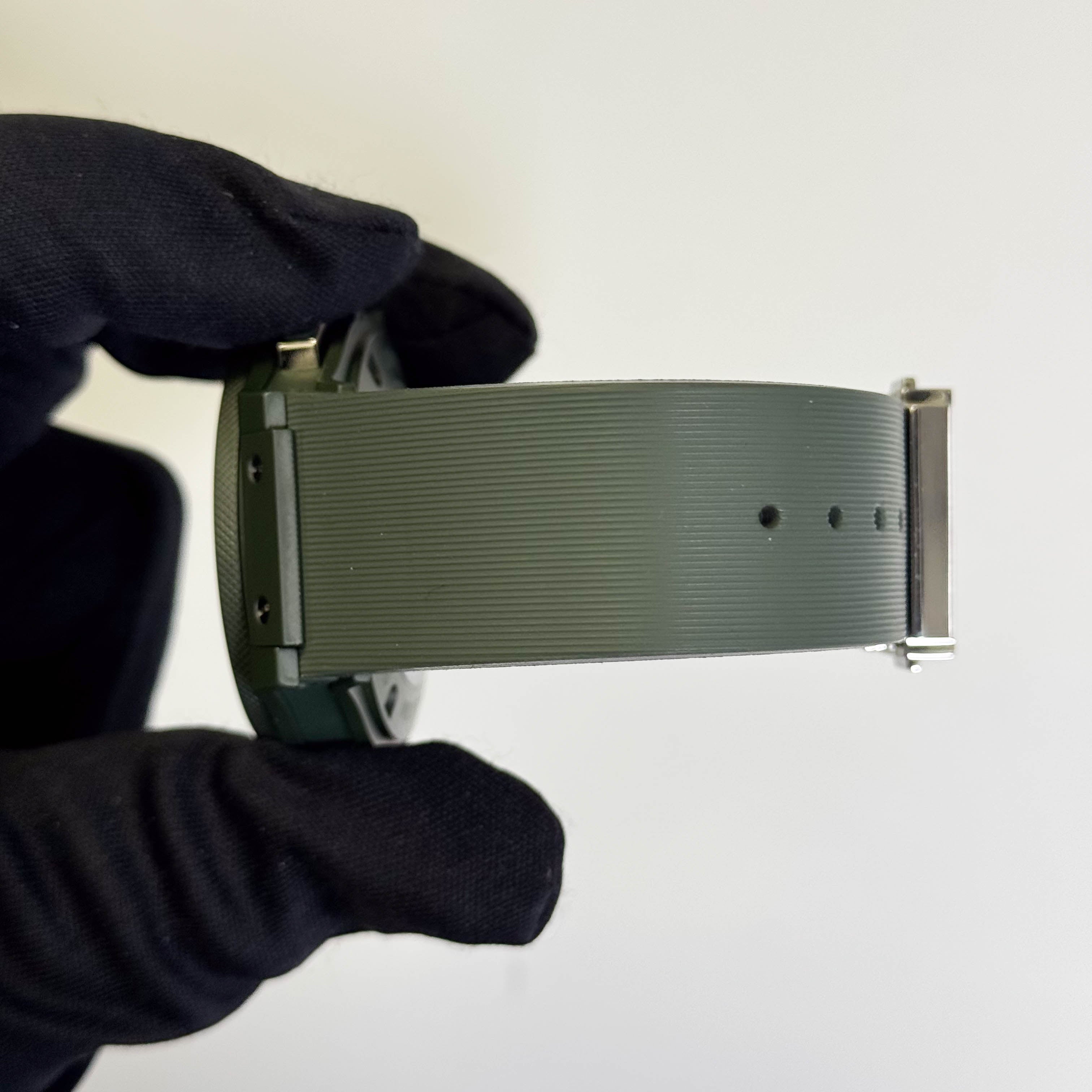 Hublot Big Bang 44mm Green Dial Watch Ref# 301.GI.5290.RG - Happy Jewelers Fine Jewelry Lifetime Warranty