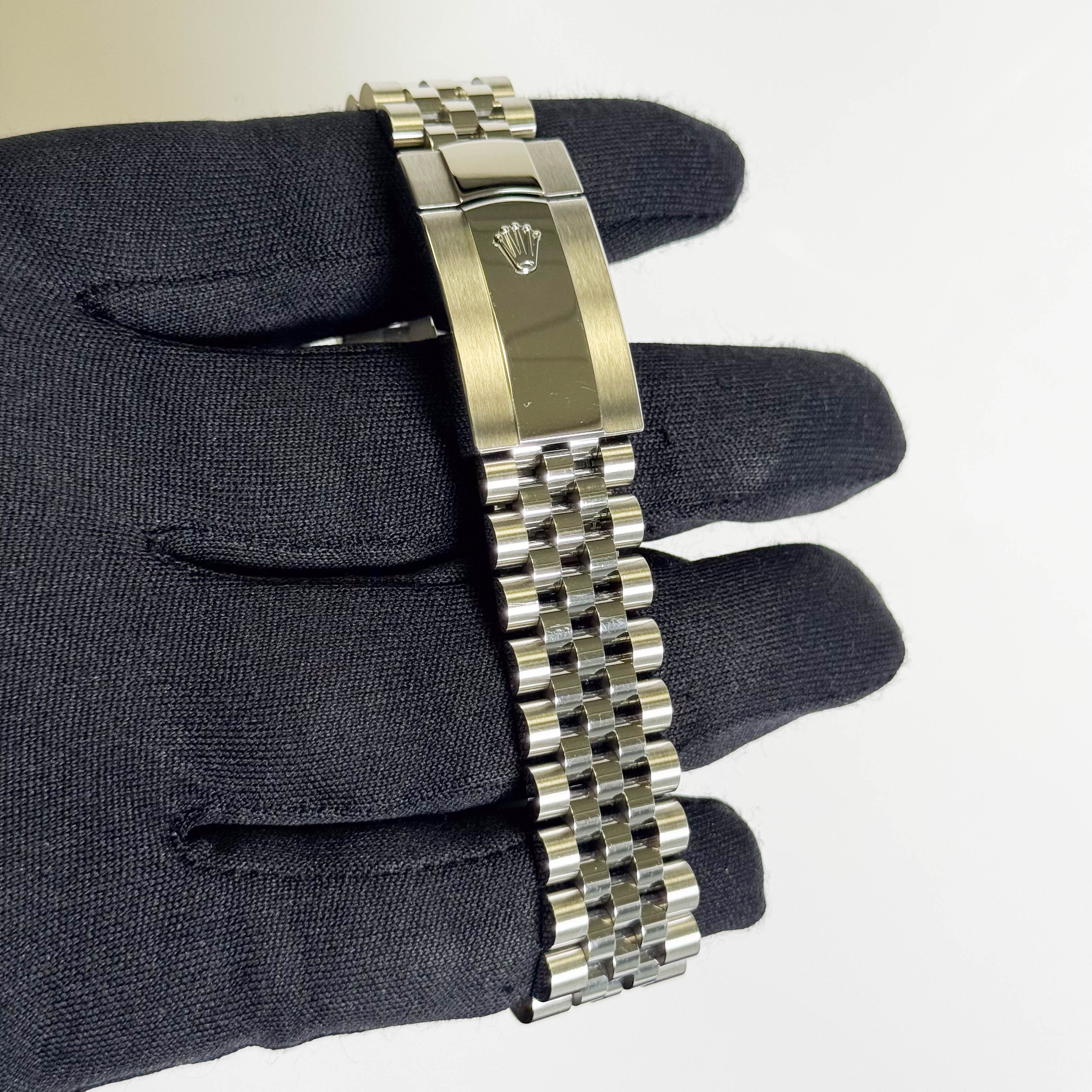 Rolex Datejust 41mm Blue Dial Watch Ref# 126334 - Happy Jewelers Fine Jewelry Lifetime Warranty