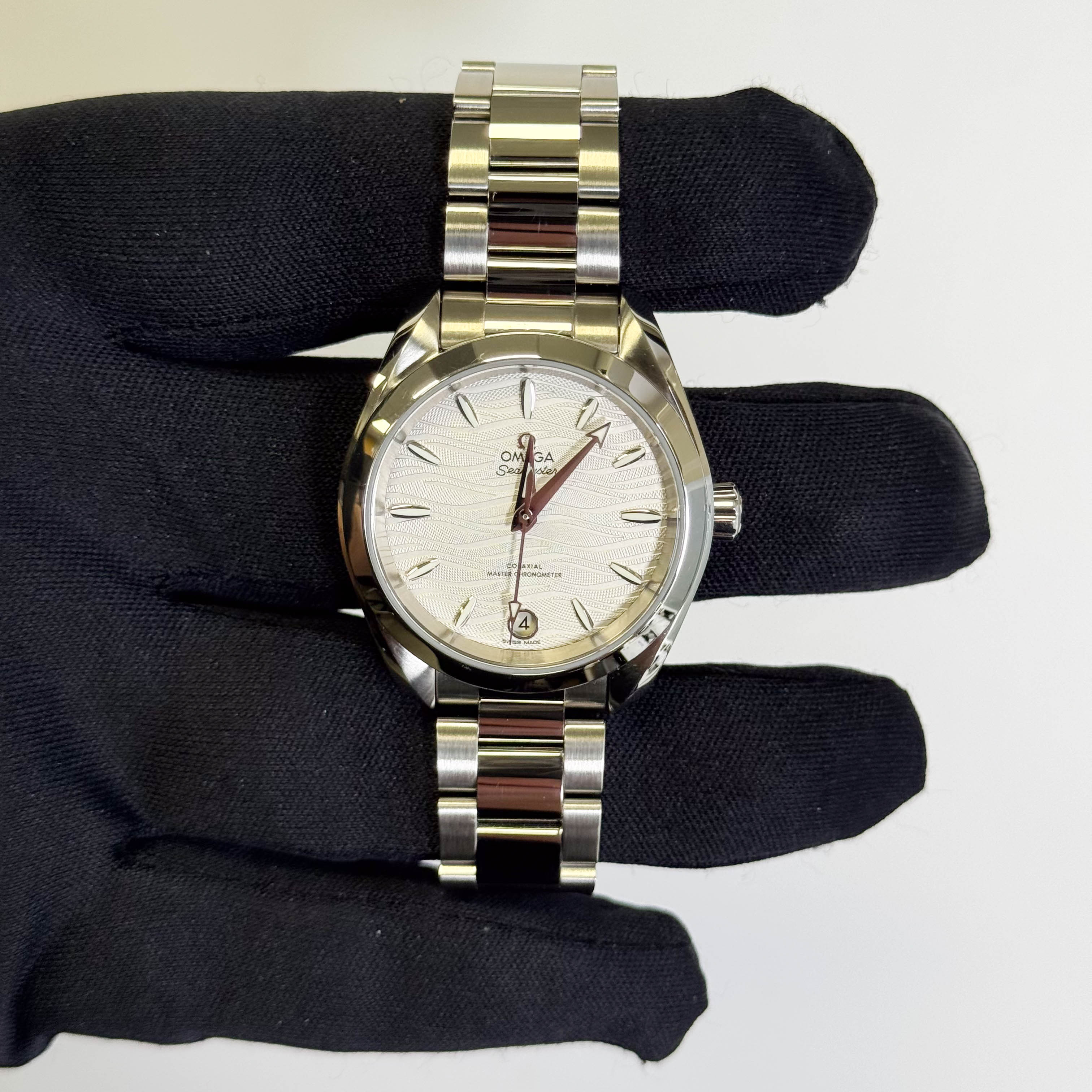 Omega Seamaster Aqua Terra 34mm Silver Dial Watch Ref# 220.10.34.20.02.002 - Happy Jewelers Fine Jewelry Lifetime Warranty