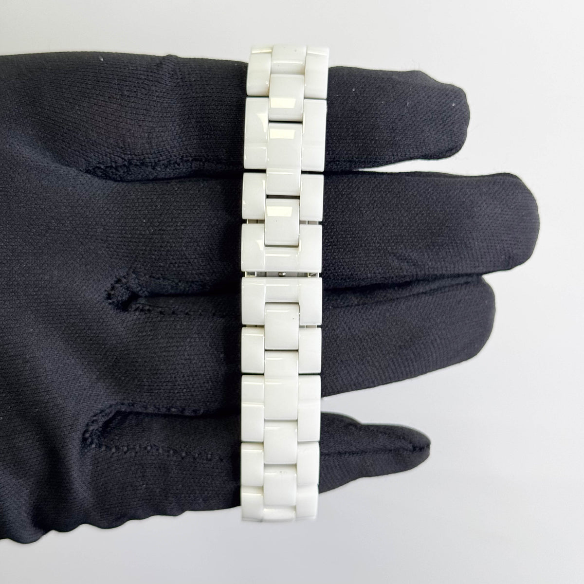 Chanel J12 33mm White Dial Watch Ref# H1628 - Happy Jewelers Fine Jewelry Lifetime Warranty