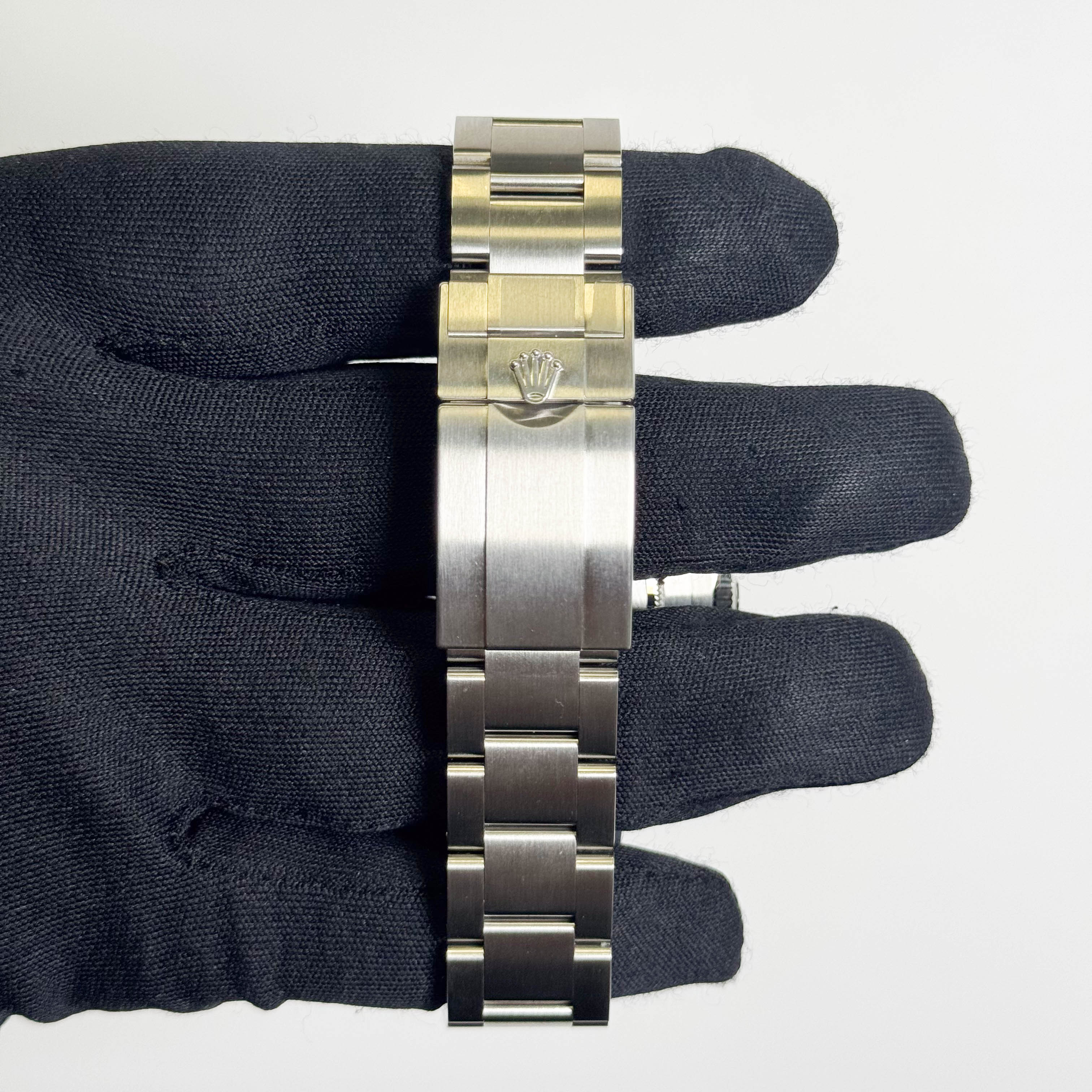 Rolex Explorer II 42mm Black Dial Watch Ref# 226570 - Happy Jewelers Fine Jewelry Lifetime Warranty