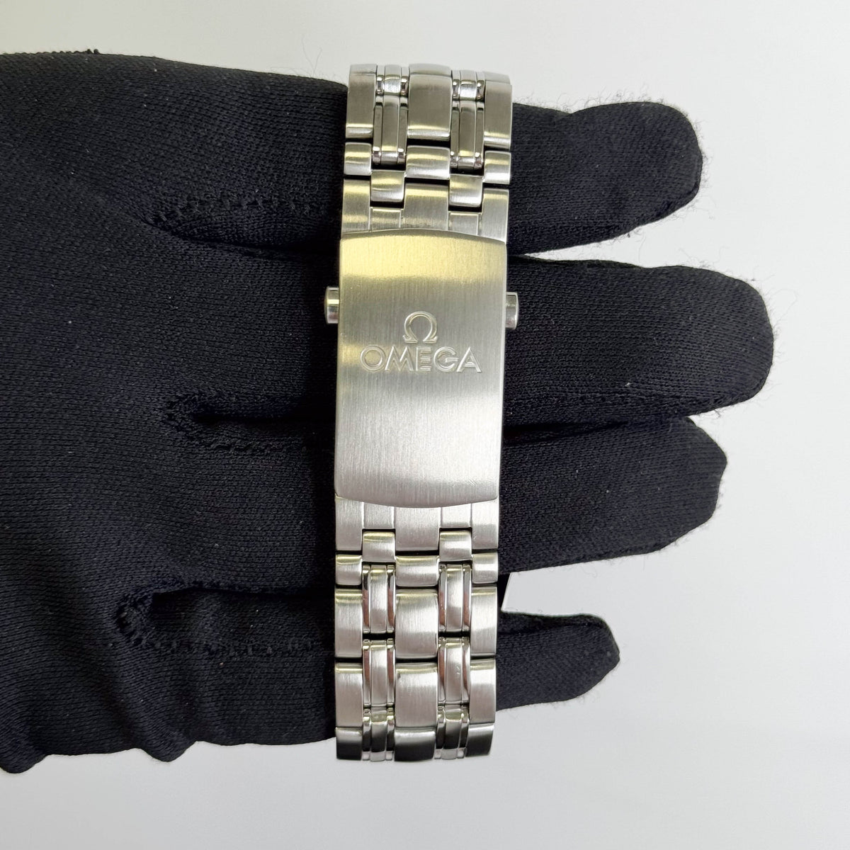 Omega Seamaster Diver 300m "007 Edition" Black 007 Dial Watch Ref: 312.30.41.20.01.005 - Happy Jewelers Fine Jewelry Lifetime Warranty