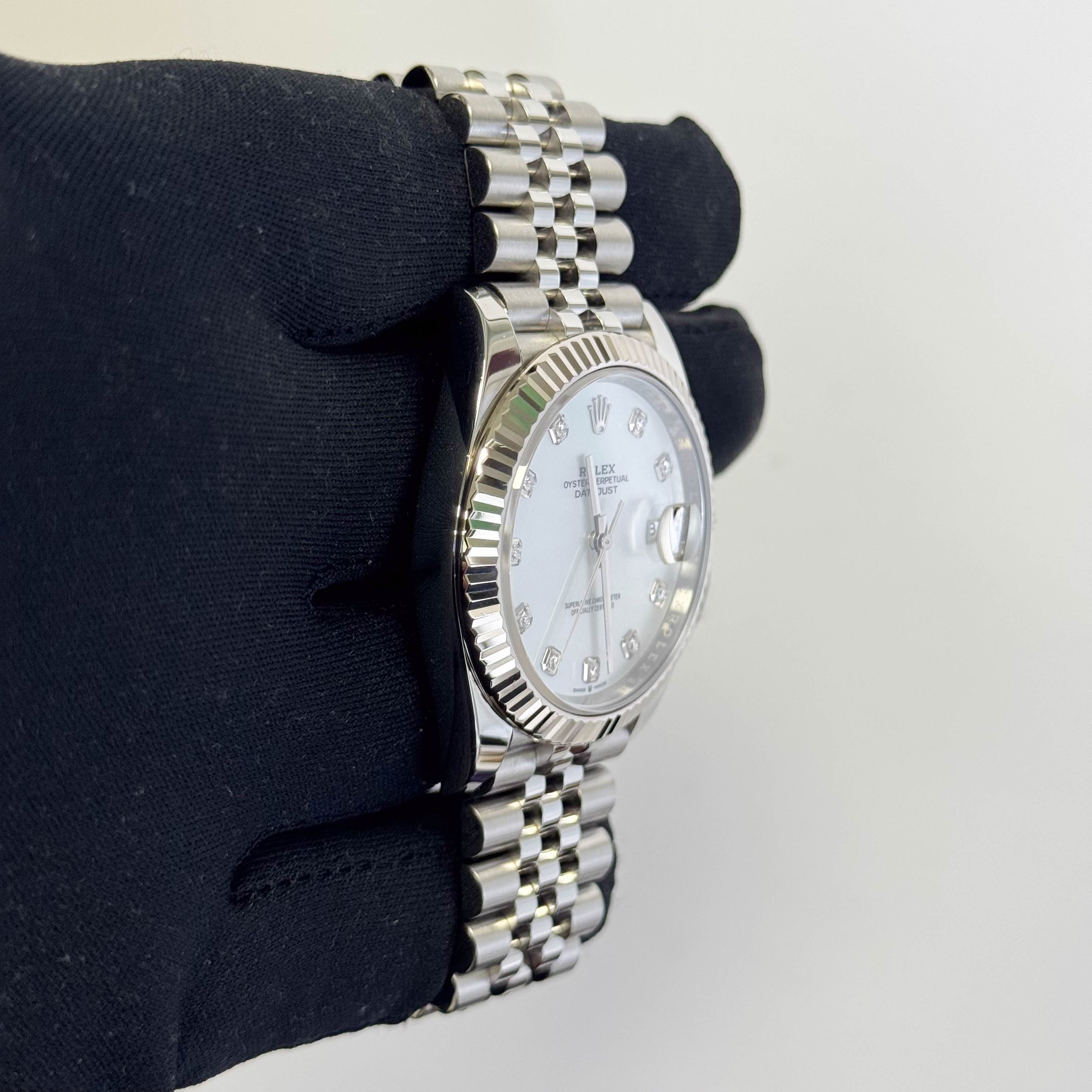 Rolex Datejust 41mm MOP Dial Watch Ref# 126334