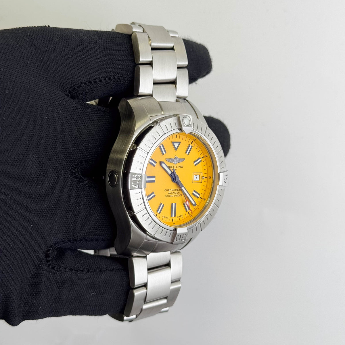 Breitling Avenger Seawolf Steel 45mm Yellow Dial Watch Ref# A17319101I1A1 - Happy Jewelers Fine Jewelry Lifetime Warranty