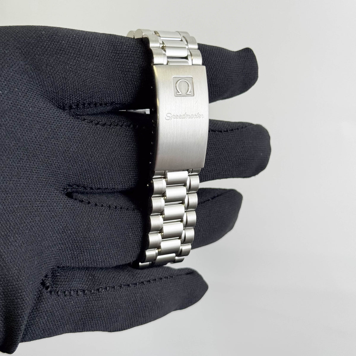 Omega Speedmaster Reduced 39mm Black Dial Watch Ref# 3510.50.00 - Happy Jewelers Fine Jewelry Lifetime Warranty