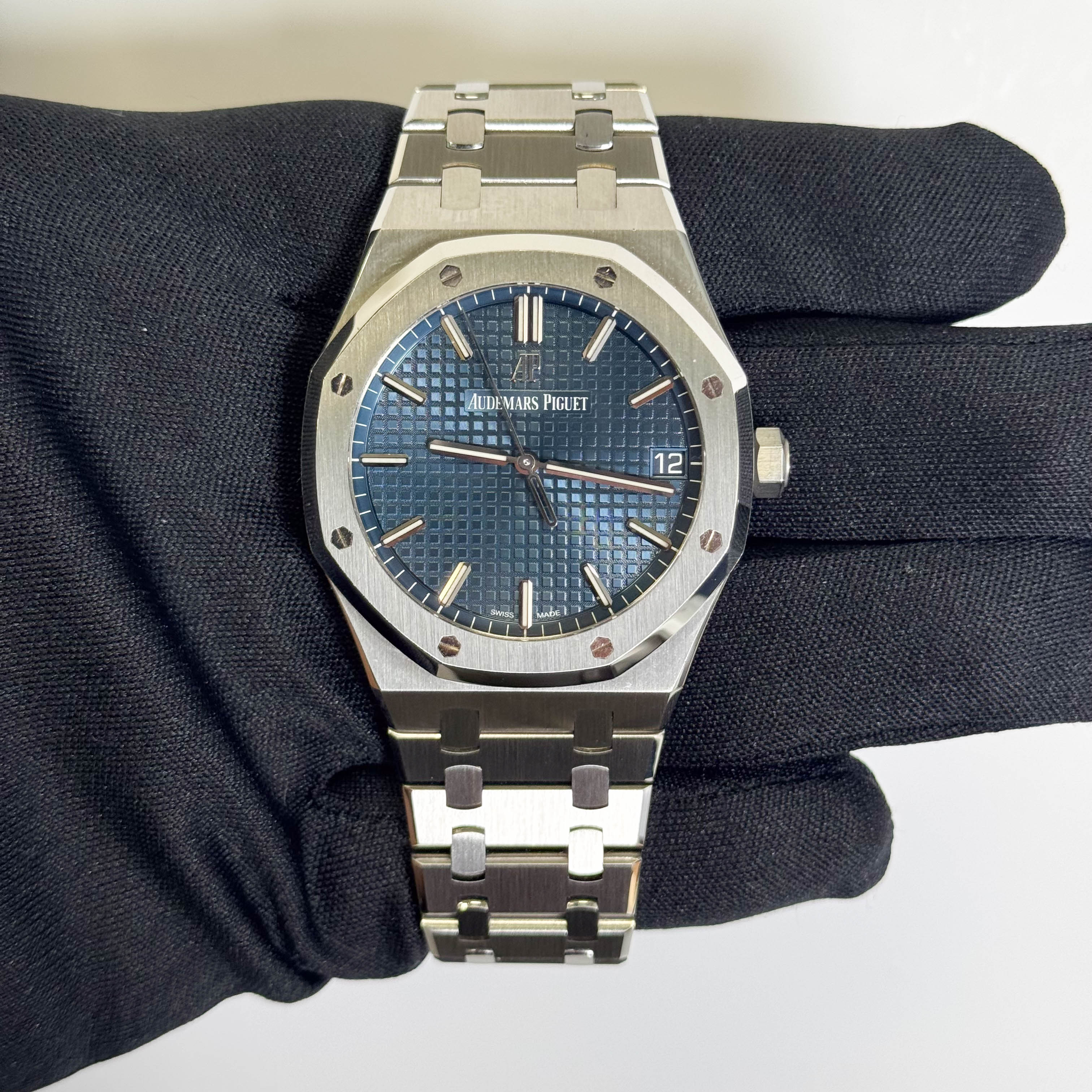 Audemars Piguet Royal Oak 41mm Blue Dial Watch Ref# 15500ST.OO.1220ST.01 - Happy Jewelers Fine Jewelry Lifetime Warranty
