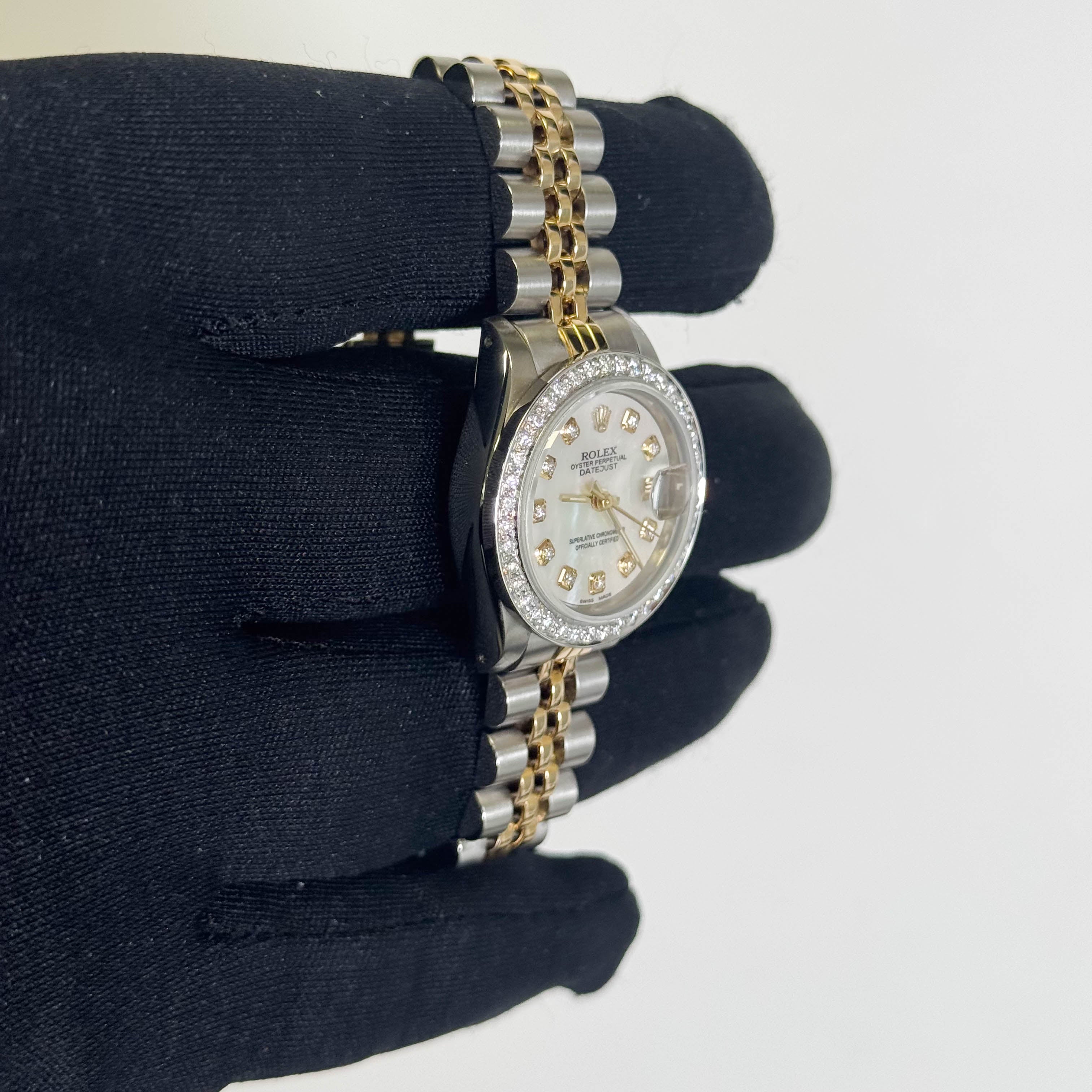Rolex Datejust 26mm MOP Dial Watch Ref# 69173 - Happy Jewelers Fine Jewelry Lifetime Warranty