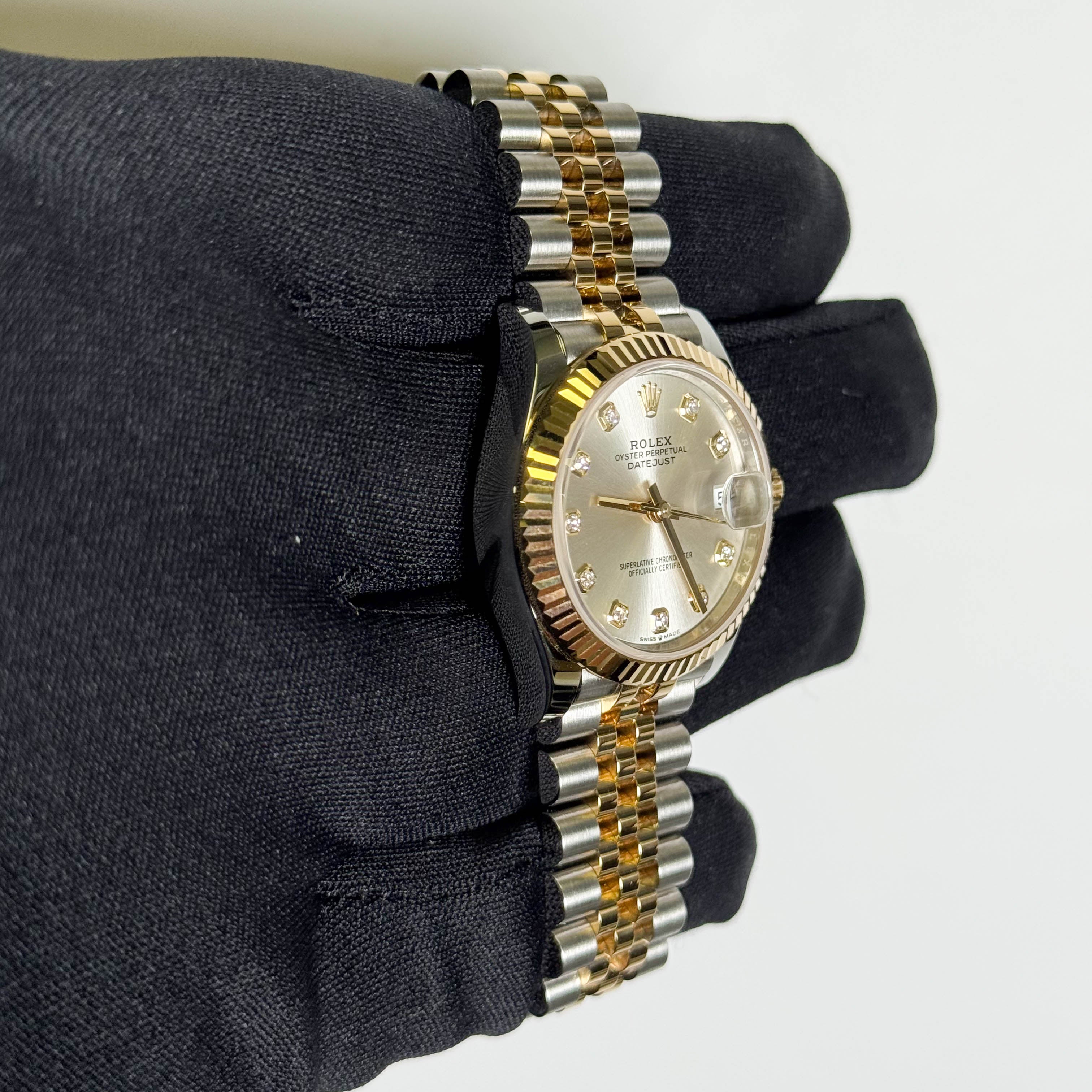 Rolex Datejust 31mm Silver Dial Watch Ref# 278273