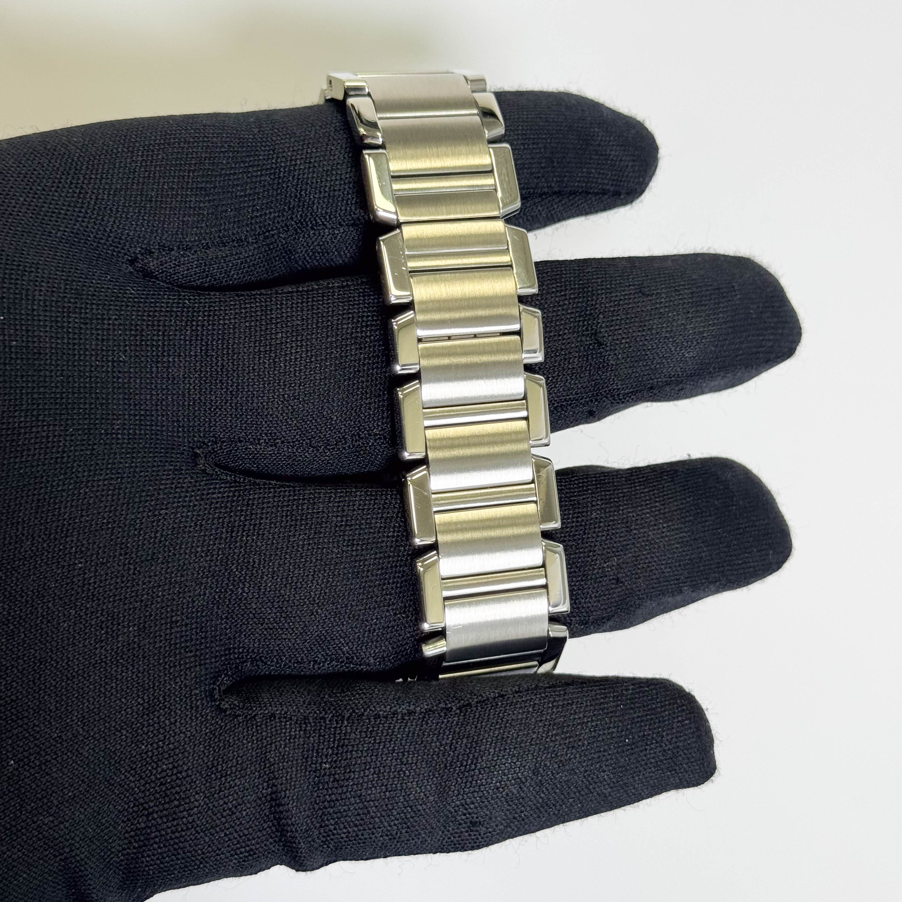Cartier Tank Française Stainless Steel 28mm White Dial Watch Ref# W51002Q3 - Happy Jewelers Fine Jewelry Lifetime Warranty