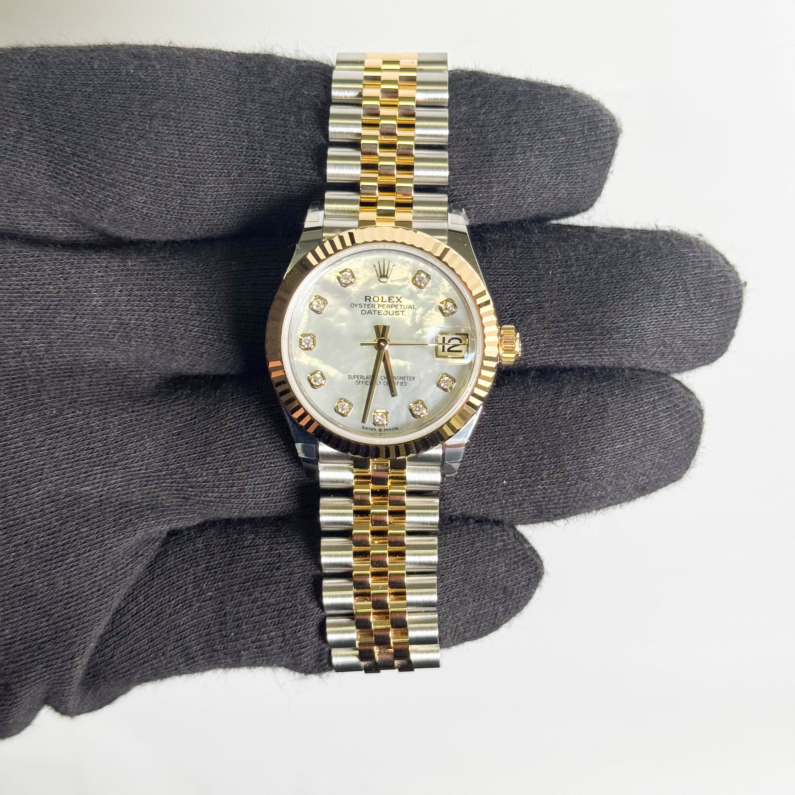 Rolex Datejust 31mm Mother Of Pearl Dial Watch Ref# 278273