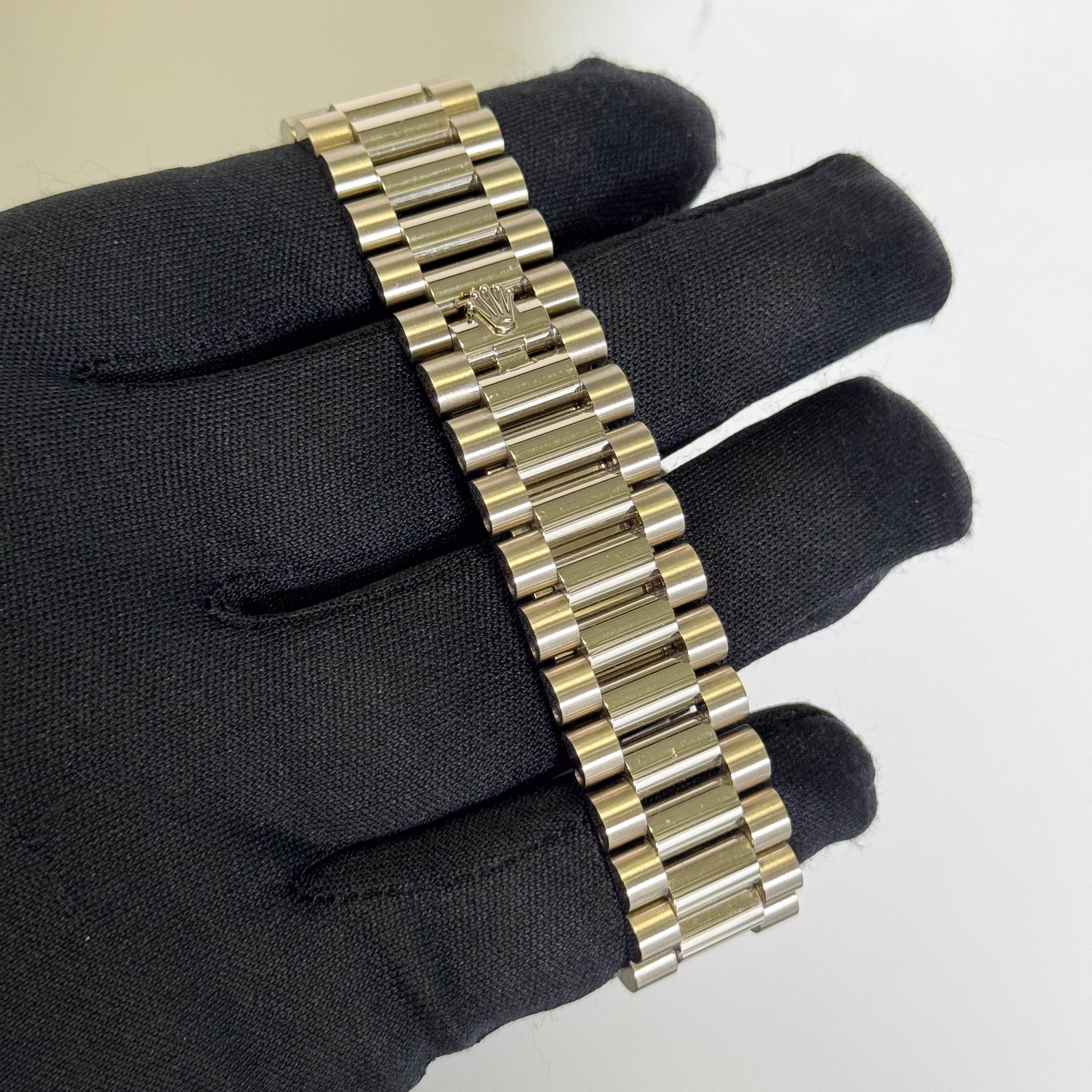 Rolex Day-Date 40mm Olive Dial Watch Ref# 228239