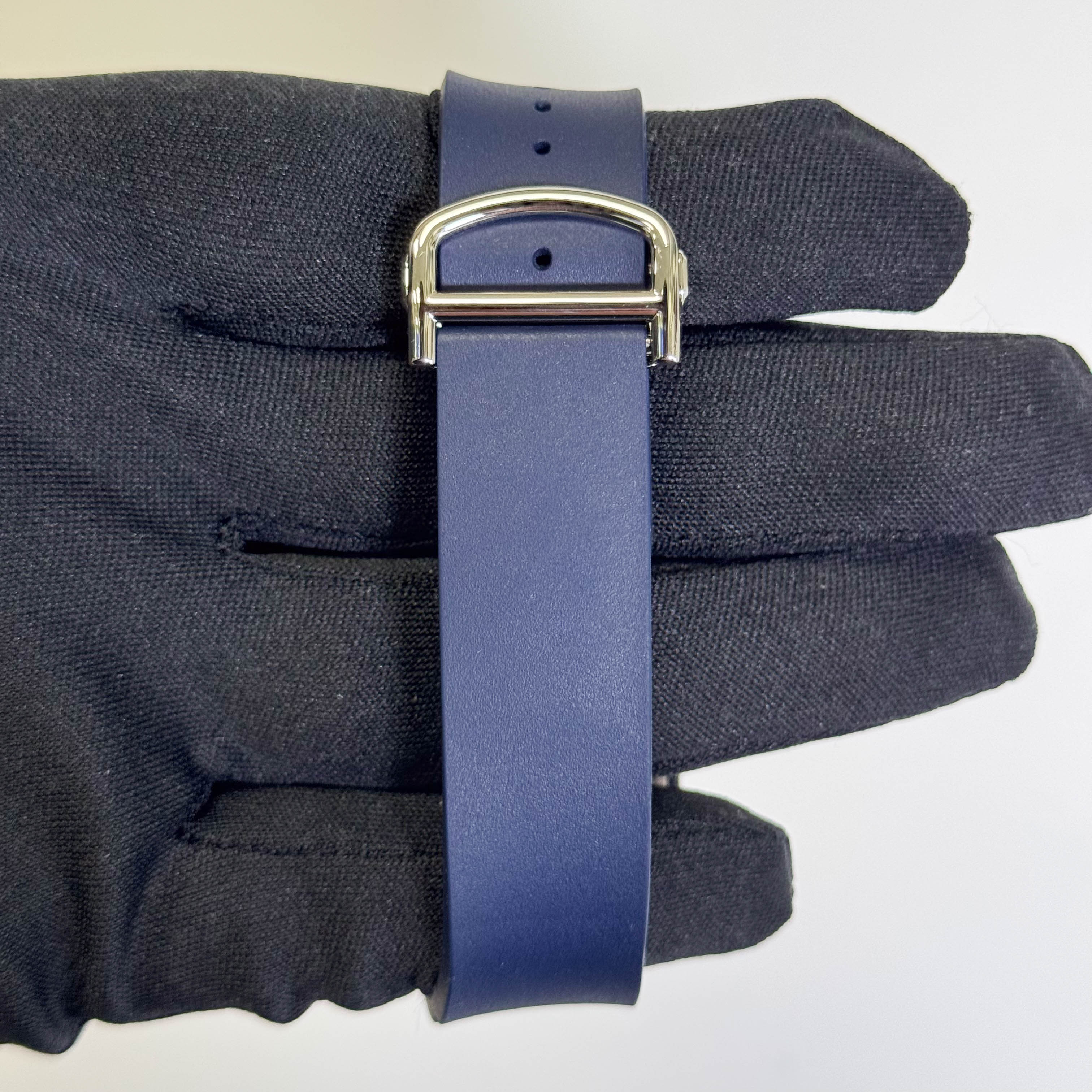 Cartier Santos 40mm White Dial Watch Ref# WSSA0047