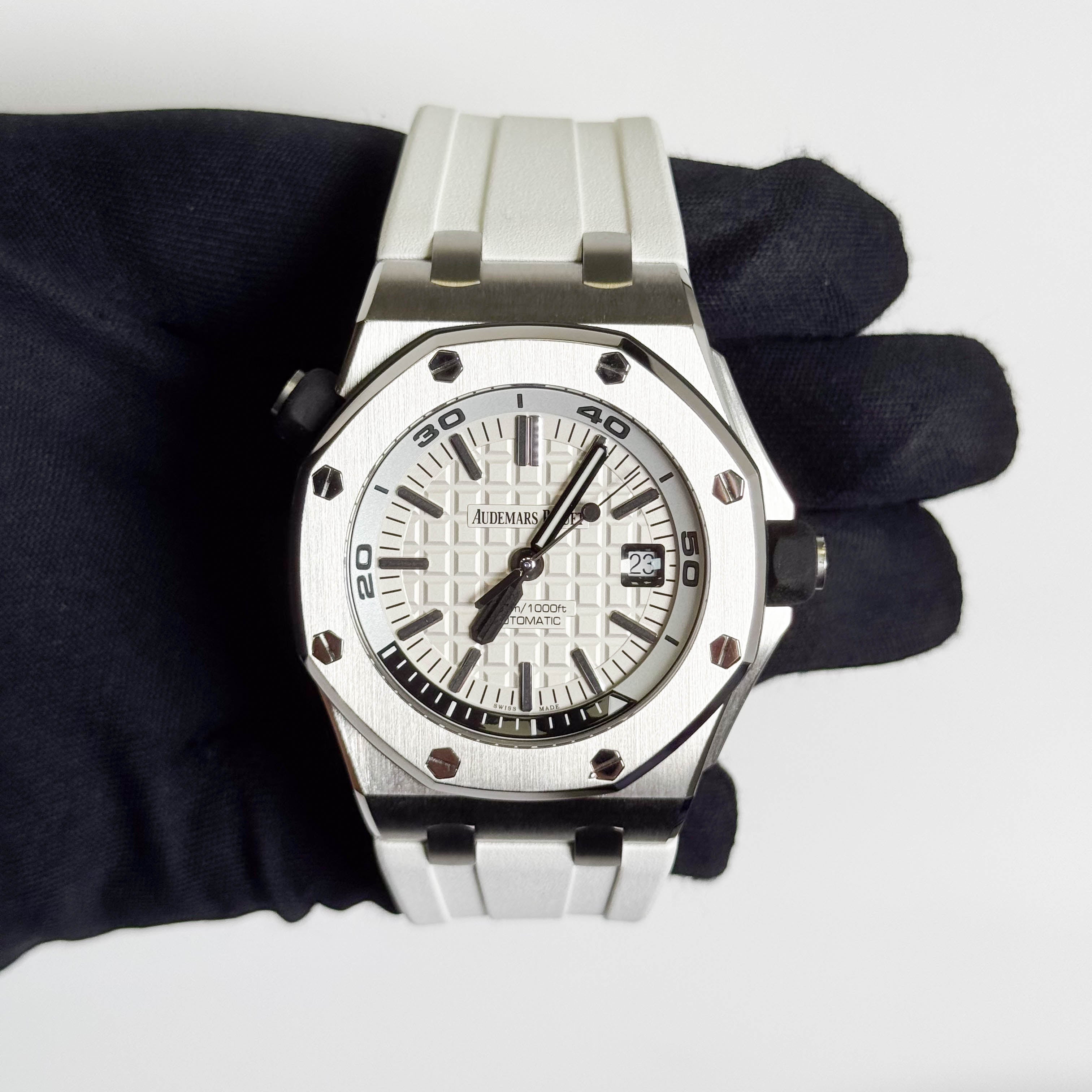 Audemars Piguet Royal Oak Offhsore Diver 42mm White Dial Watch Ref# 15710ST.OO.A010CA.01