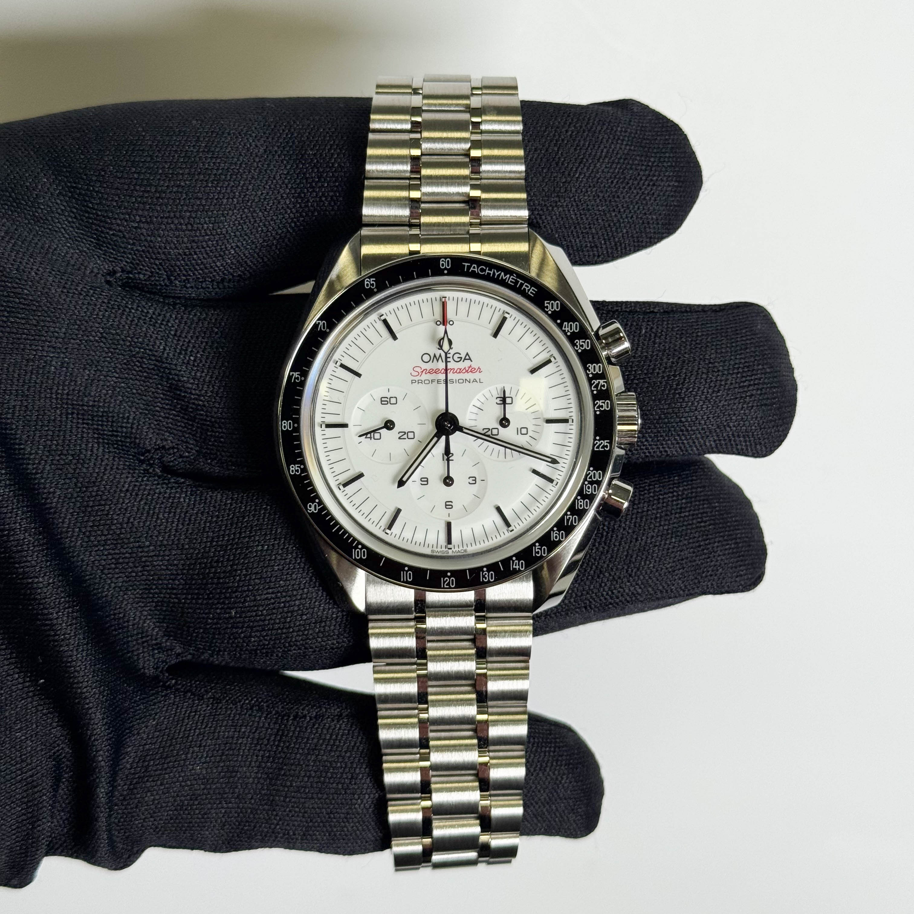 Omega Speedmaster 42mm White Dial Watch Ref# 310.30.42.50.04.001 - Happy Jewelers Fine Jewelry Lifetime Warranty
