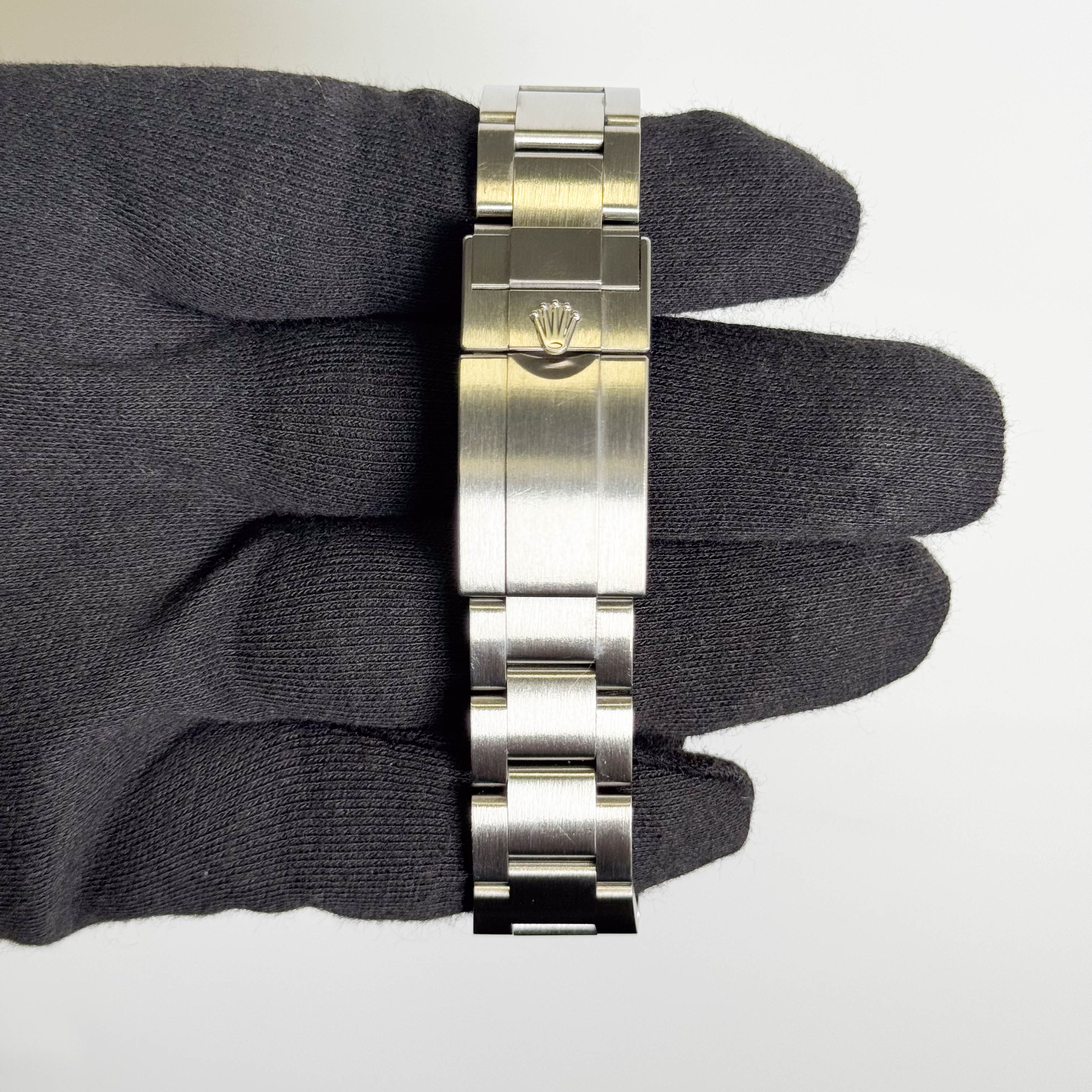 Rolex Yacht-Master 42mm Black Dial Watch Ref# 226627