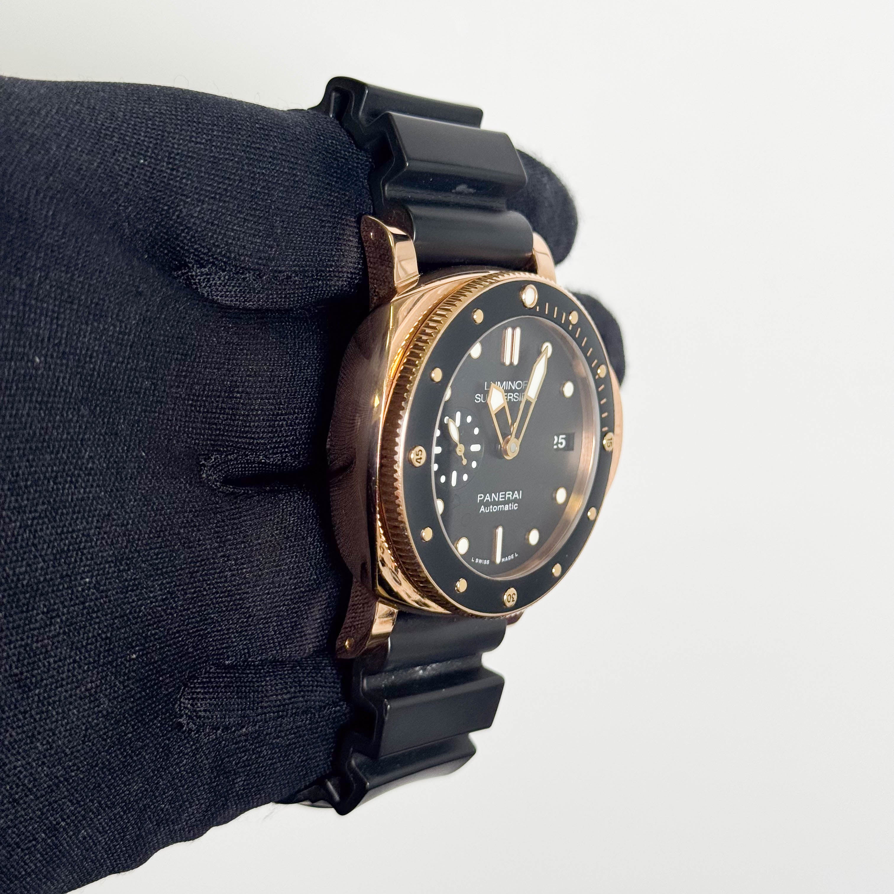 Panerai Luminor Submersible Oro Roso 42mm Black Dial Watch Ref# PAM00684 - Happy Jewelers Fine Jewelry Lifetime Warranty