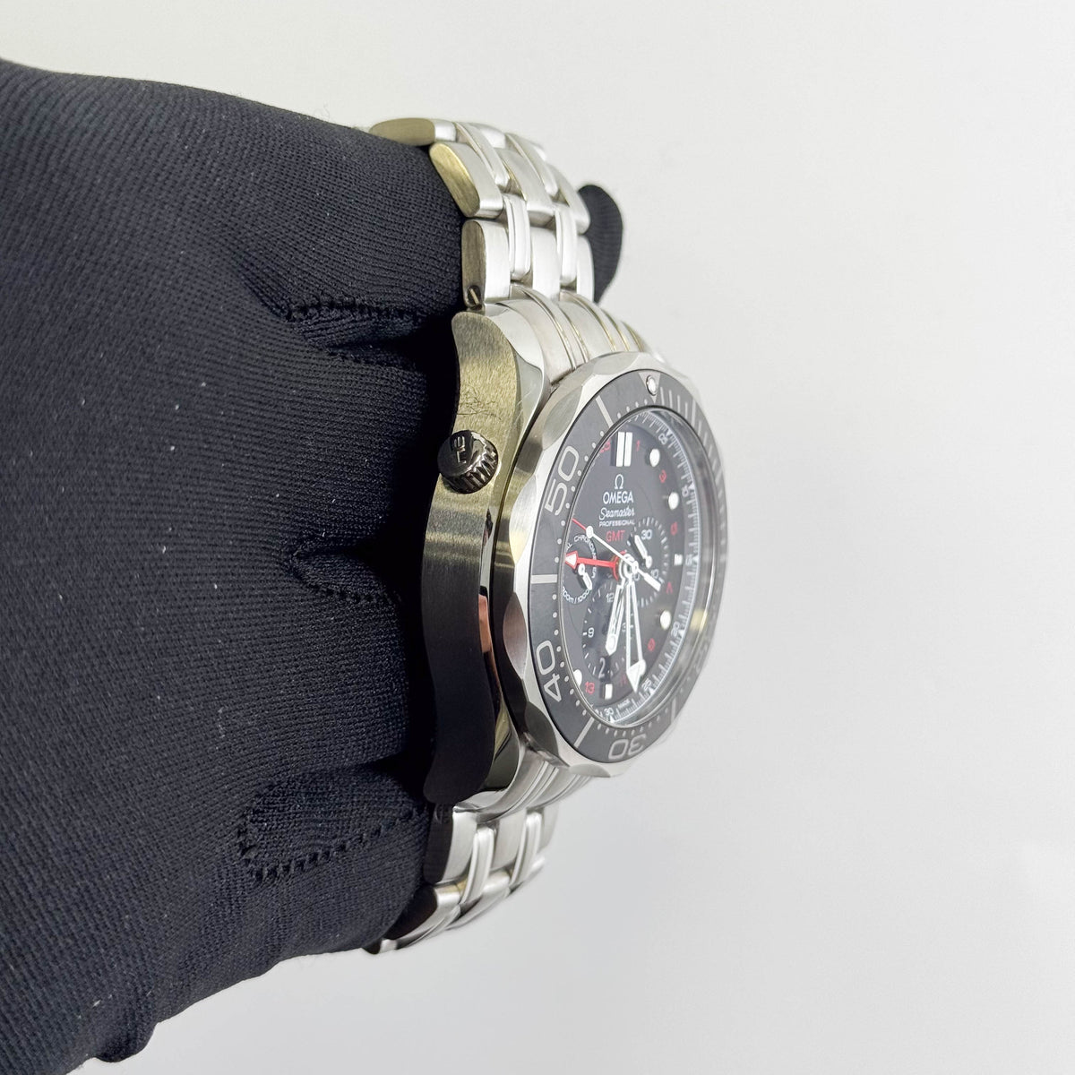 Omega Seamaster 44mm Black Chronograph Dial Watch Ref# 212.30.44.52.01.001
