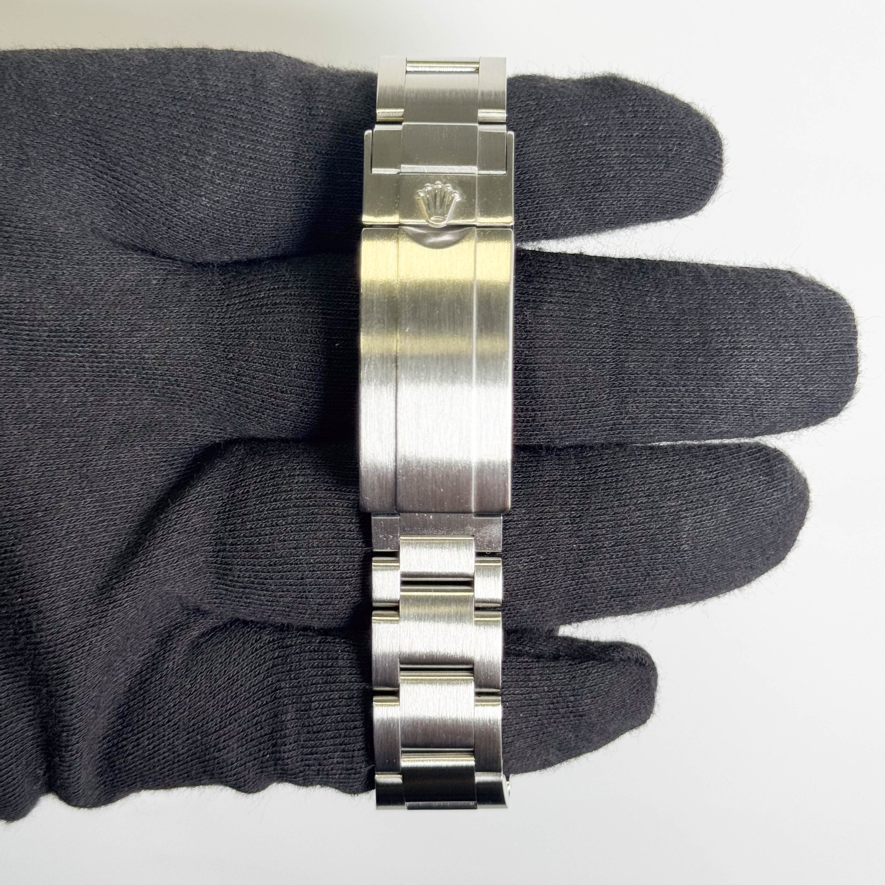 Rolex Submariner 40mm Black Dial Watch Ref# 116610LN