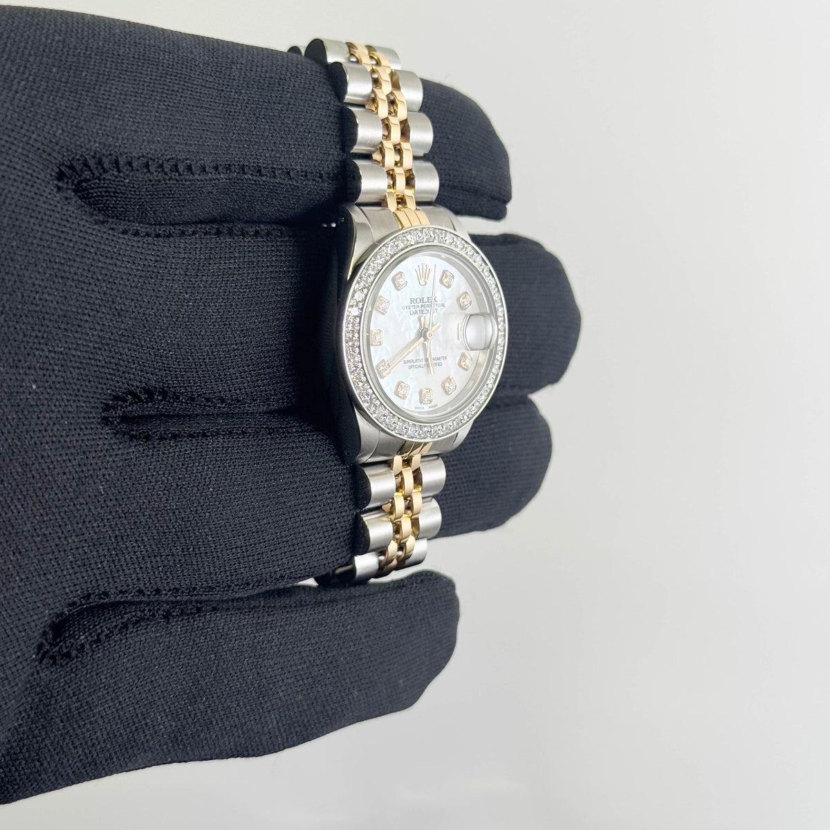 Rolex Datejust 26mm MOP Dial Watch Ref# 69173 - Happy Jewelers Fine Jewelry Lifetime Warranty