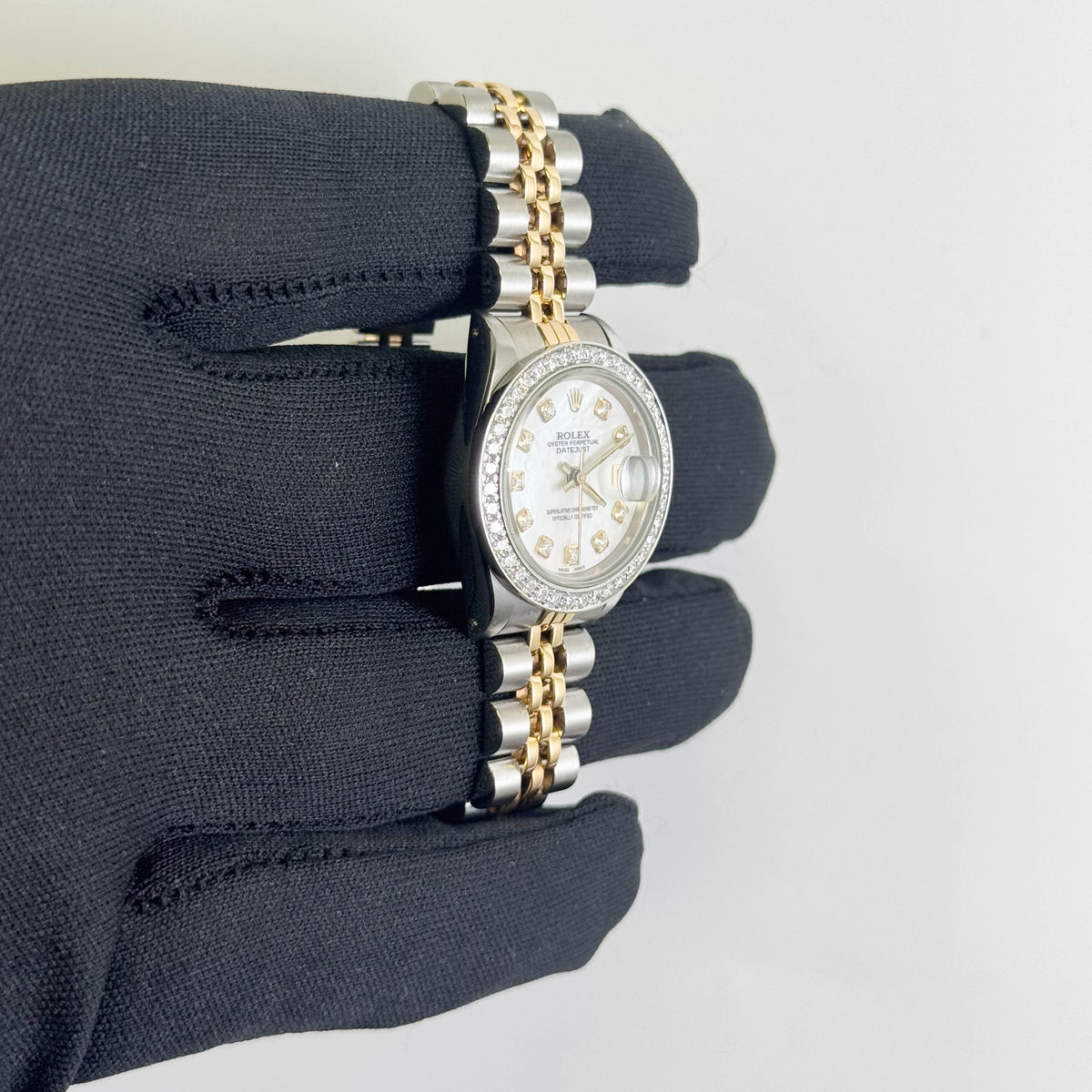 Rolex Datejust 26mm MOP Dial Watch Ref# 69173 - Happy Jewelers Fine Jewelry Lifetime Warranty