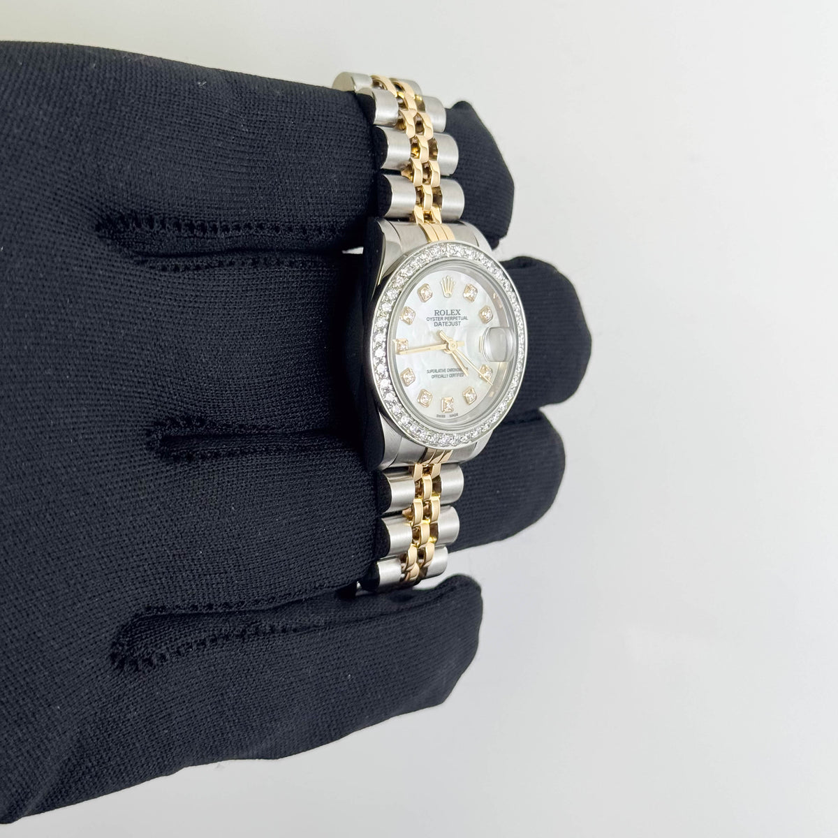 Rolex Datejust 26mm MOP Dial Watch Ref# 69173 - Happy Jewelers Fine Jewelry Lifetime Warranty