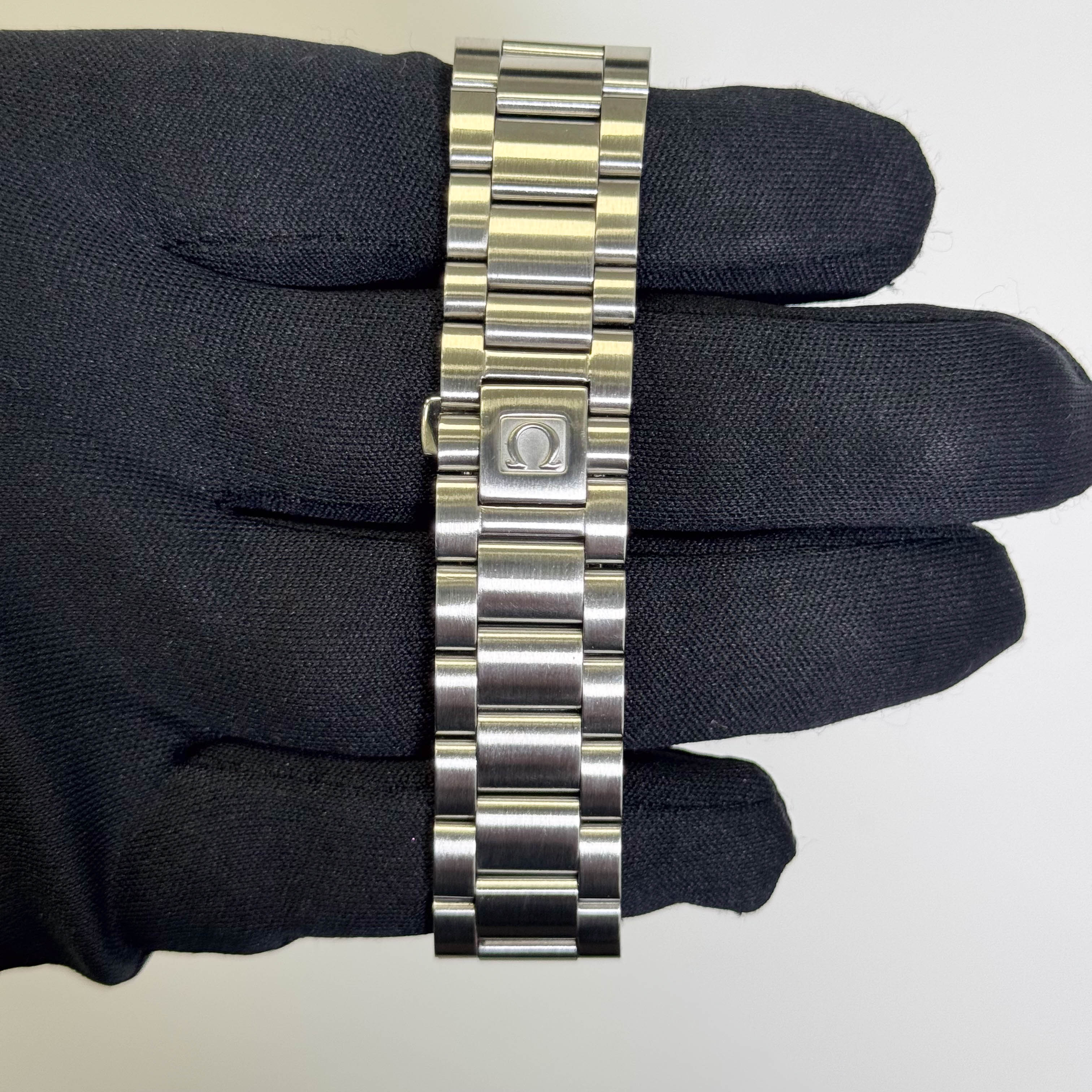 Omega Seamaster Aqua Terra 39mm Black Dial Watch Ref# 2503.52.00 - Happy Jewelers Fine Jewelry Lifetime Warranty