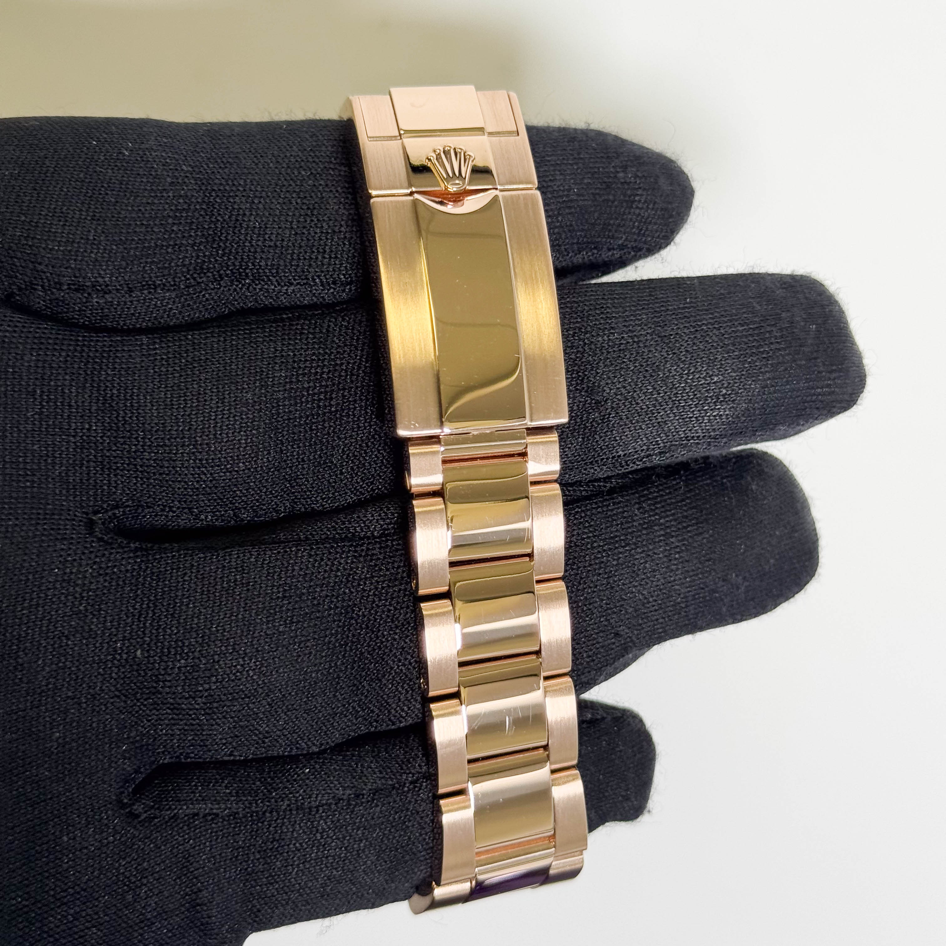 Rolex GMT-Master II "Rootbeer" 40mm Black Dot Dial Watch Ref# 126715CHNR - Happy Jewelers Fine Jewelry Lifetime Warranty