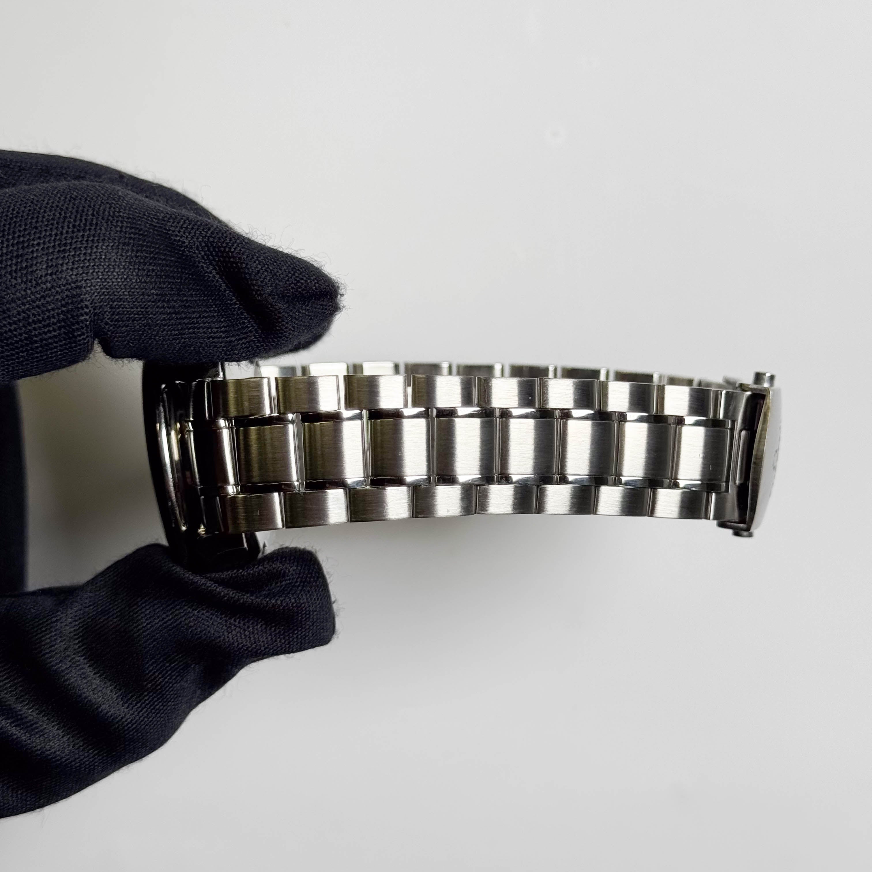 Omega Speedmaster Date 40mm Black Dial Watch Ref# 3210.50.00 - Happy Jewelers Fine Jewelry Lifetime Warranty