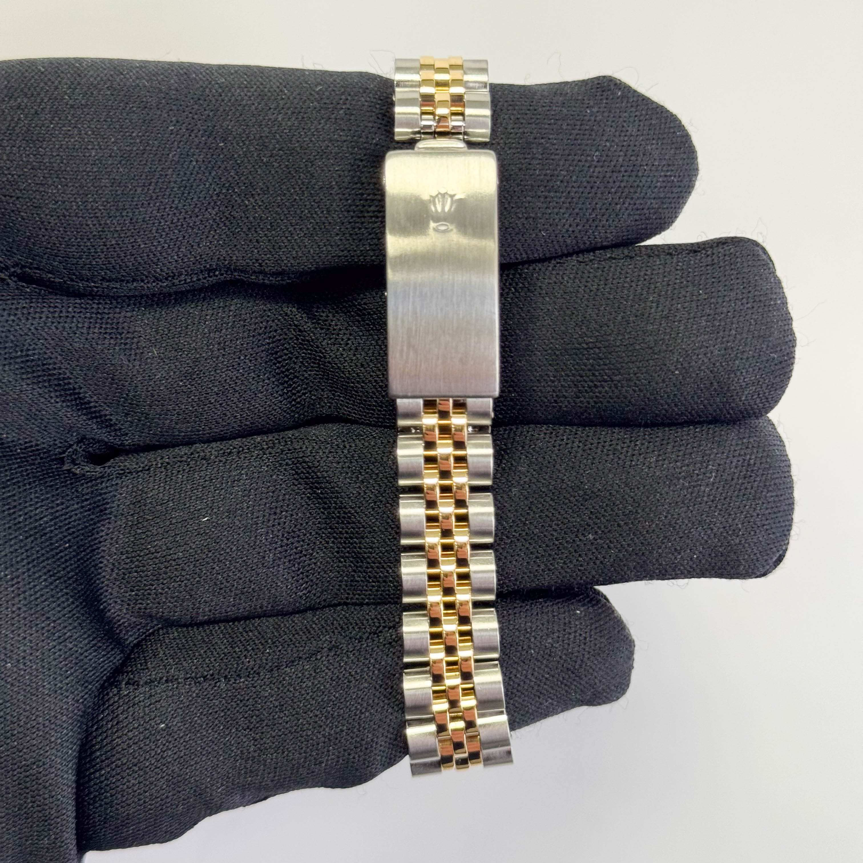 Rolex Datejust 26mm MOP Dial Watch Ref# 69173