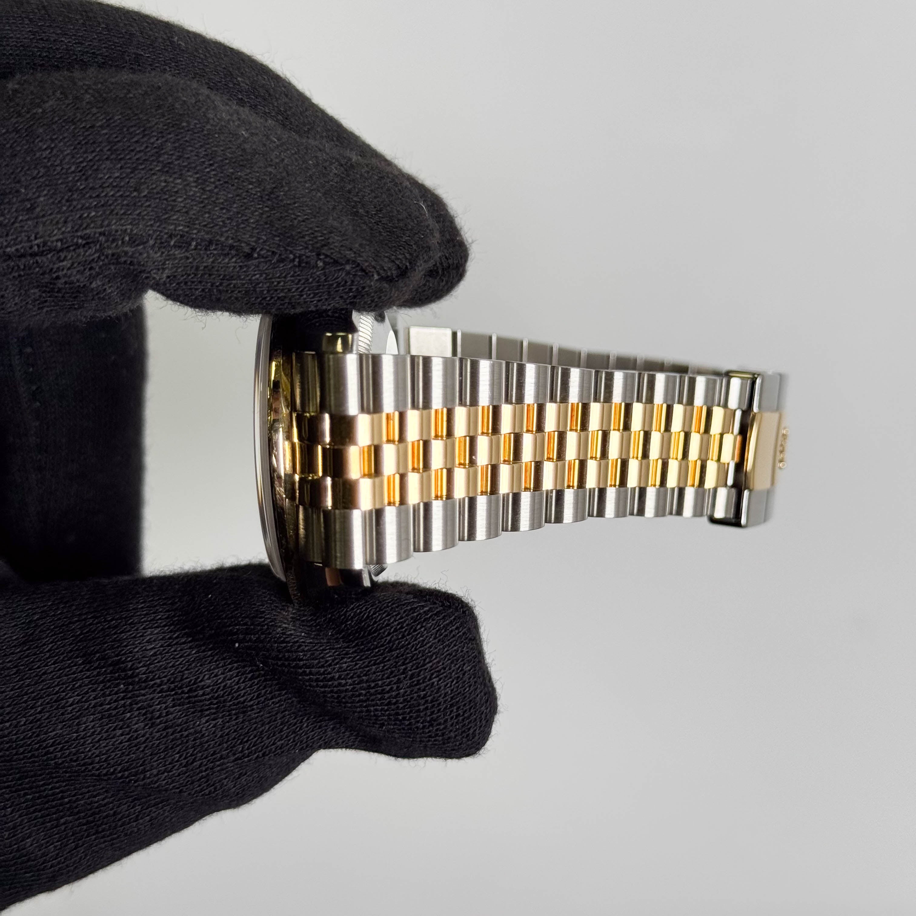 Rolex Datejust 36mm Champagne Dial Watch Ref# 126233
