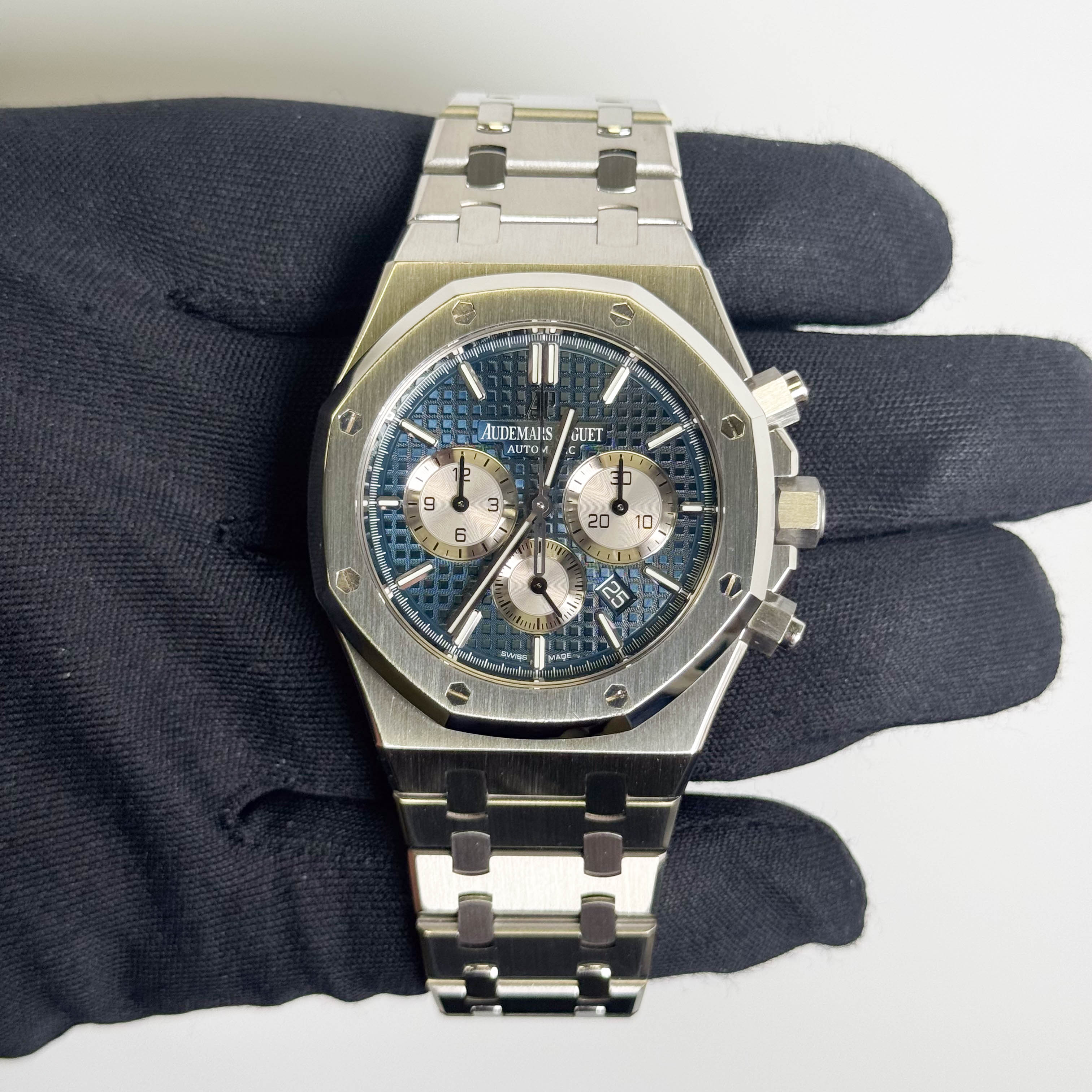 Audemars Piguet Royal Oak 41mm Blue Dial Watch Ref# 26331ST.OO.1220ST.01