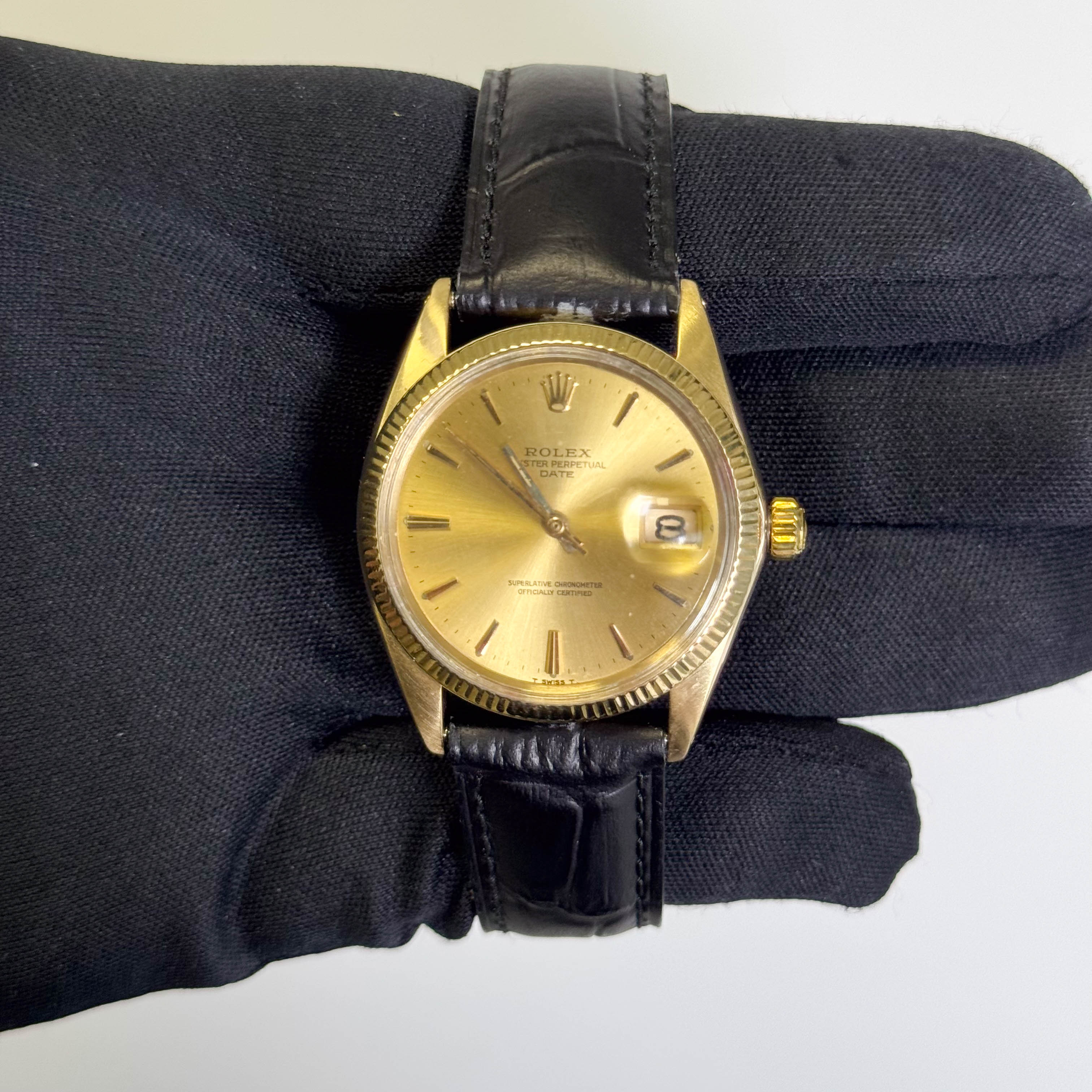 Rolex Oyster Perpetual 34mm Champagne Dial Watch Ref# 1503 - Happy Jewelers Fine Jewelry Lifetime Warranty
