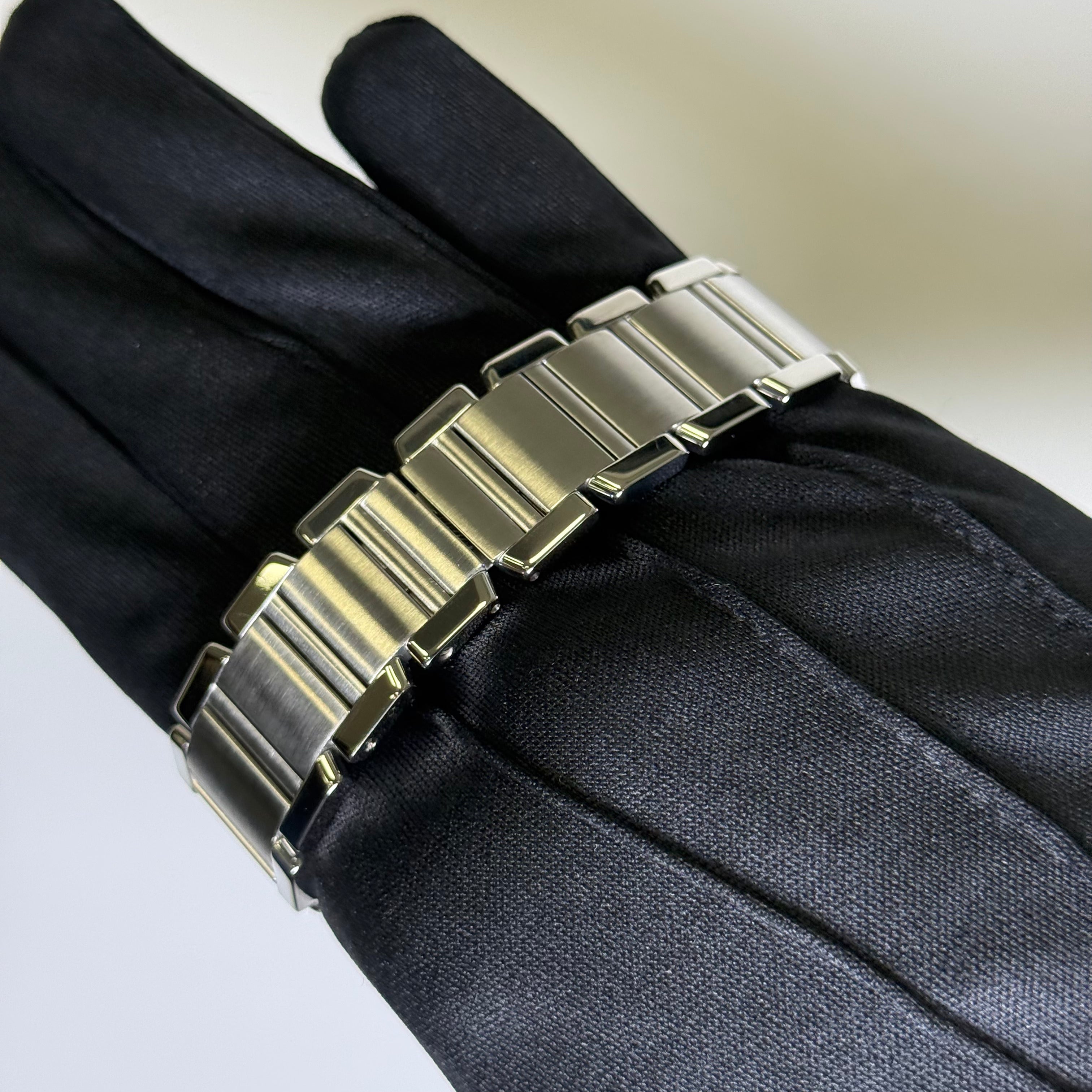 Cartier Tank 28mm White Dial Watch Ref# W51002Q3