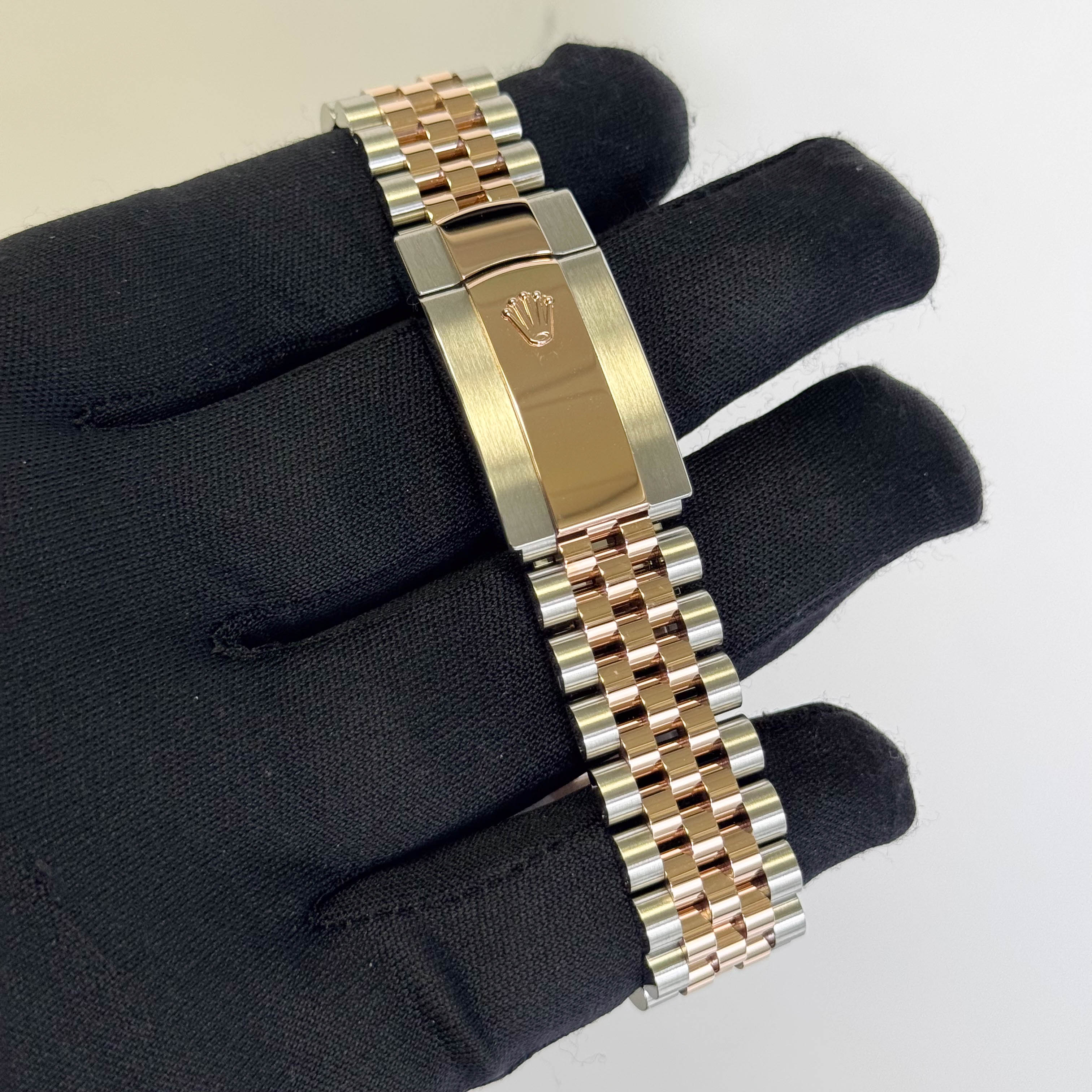 Rolex Datejust 41mm Sundust Dial Watch Ref# 126331