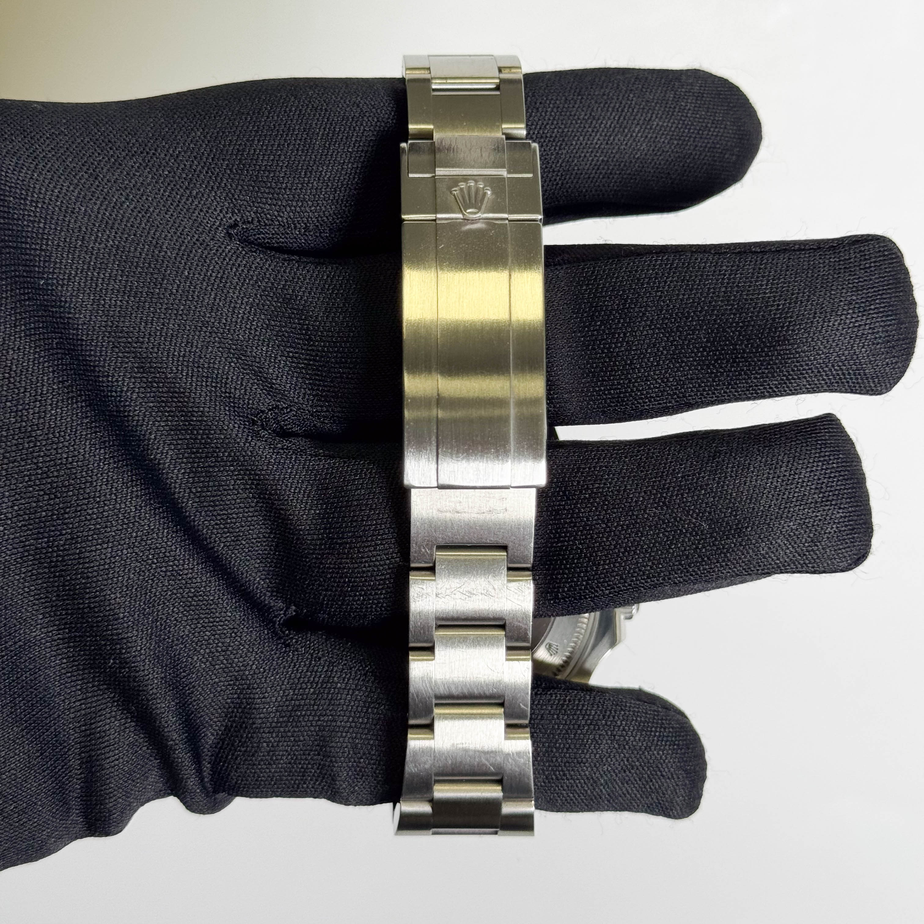 Rolex Sea-Dweller 44mm Black Dial Watch Ref# 136660