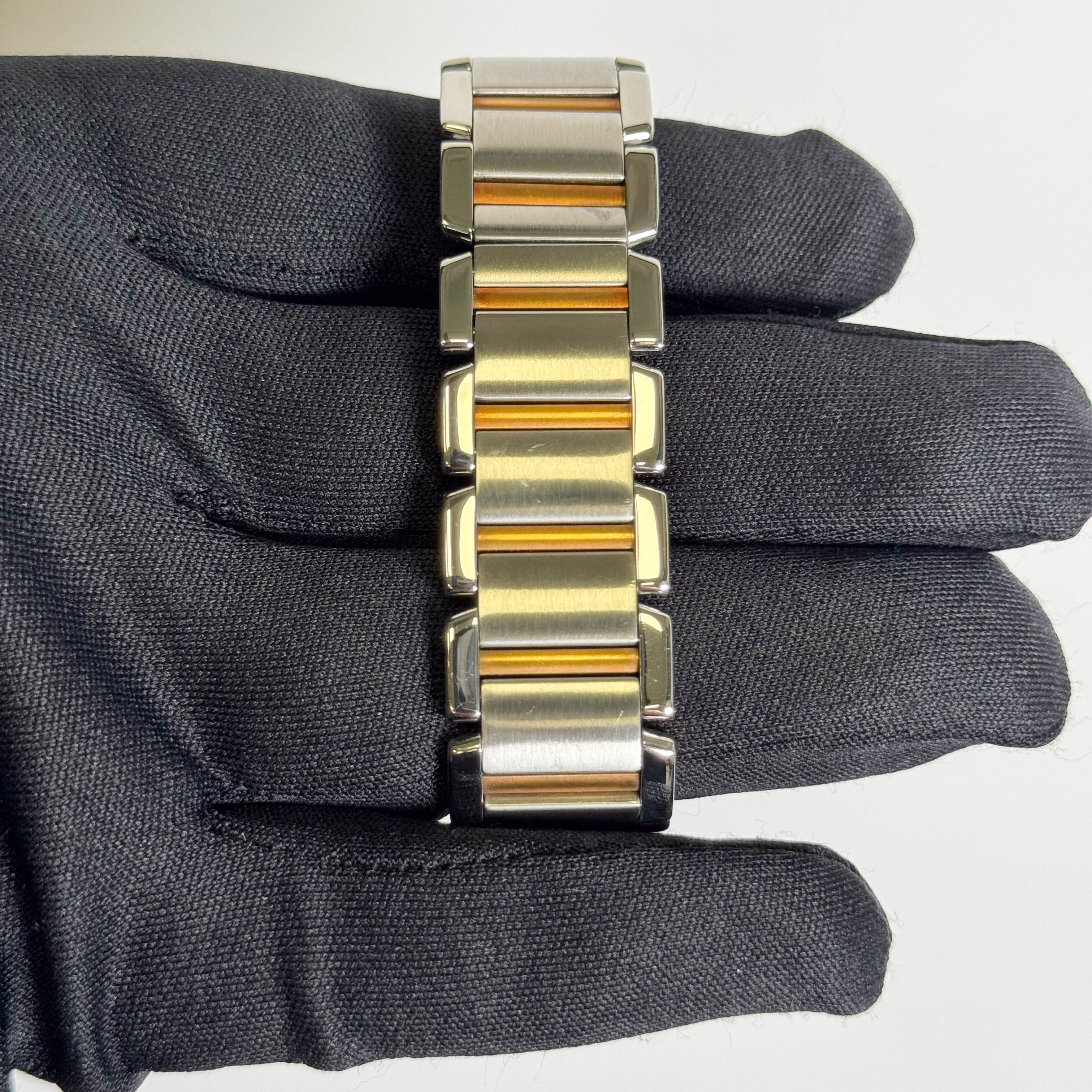 Cartier Tank Francaise 25mm Ivory Dial Watch Ref#W51005Q4