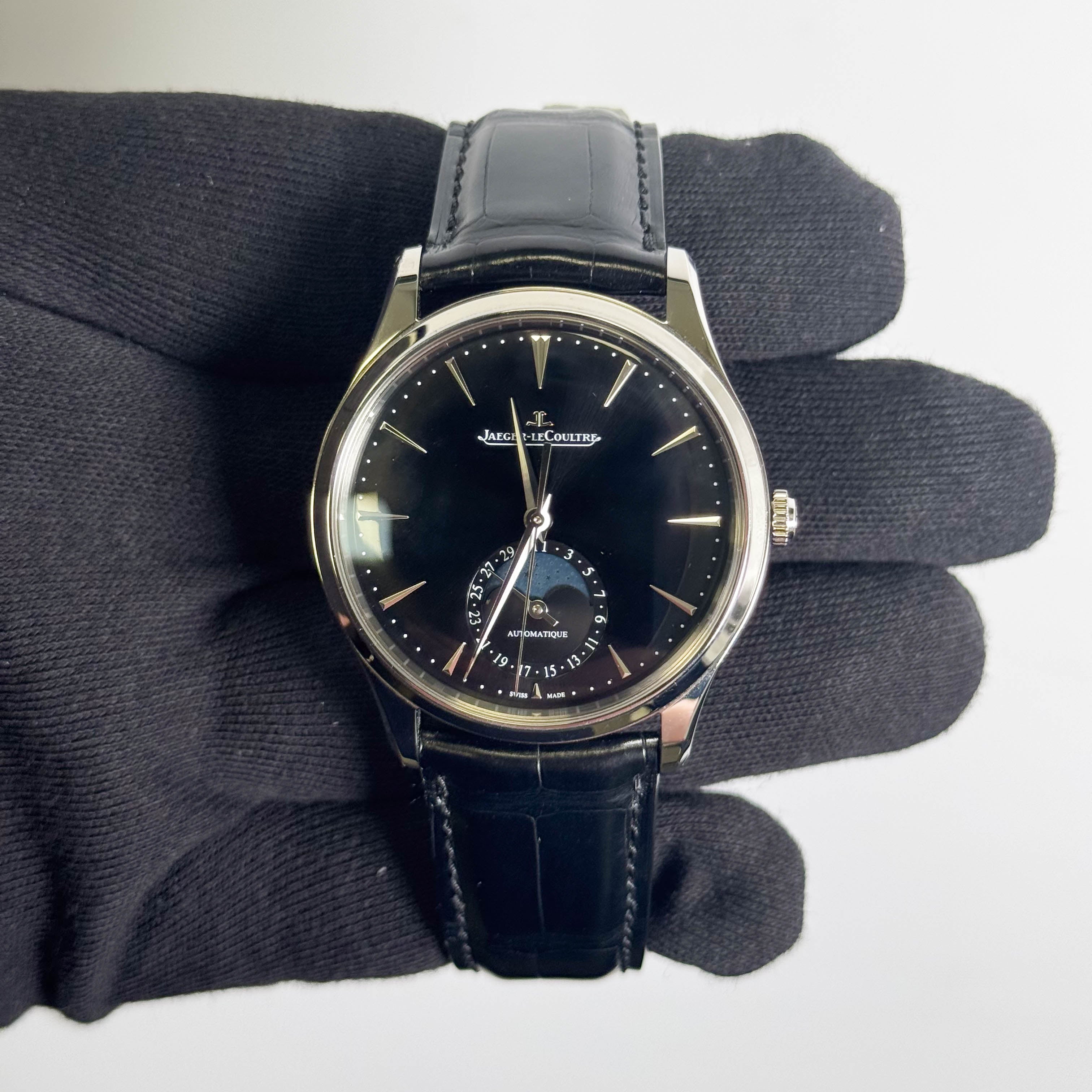 Jaeger LeCoultre Master Ultra Thin 39mm Black Dial Watch Ref# Q1368471