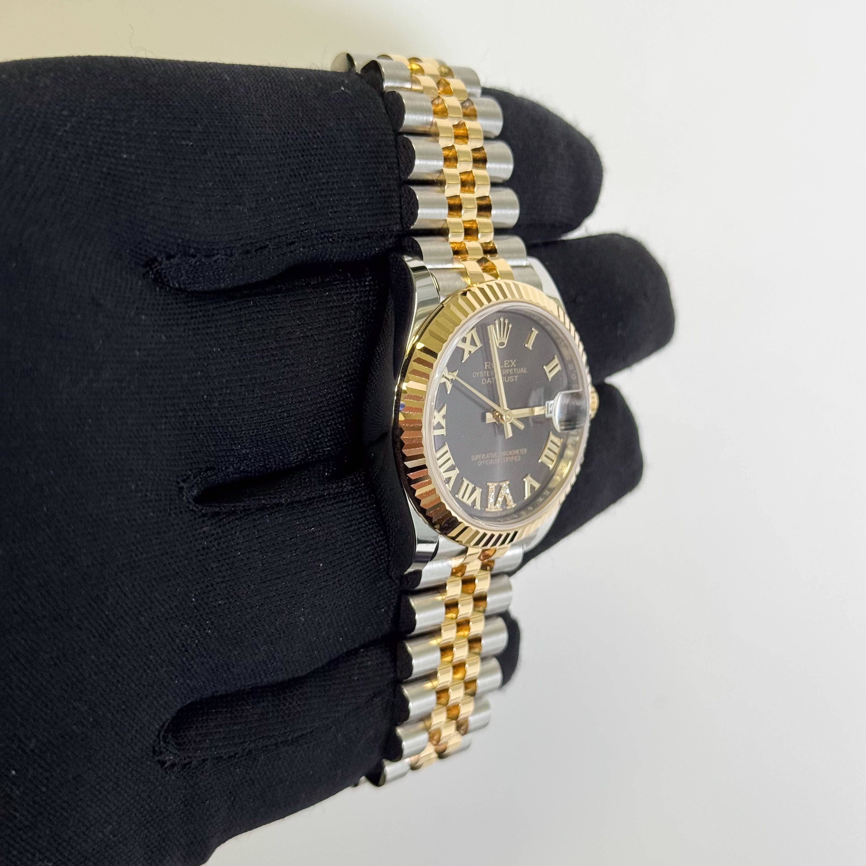 Rolex Datejust 31mm Rhodium Dial Watch Ref# 278273