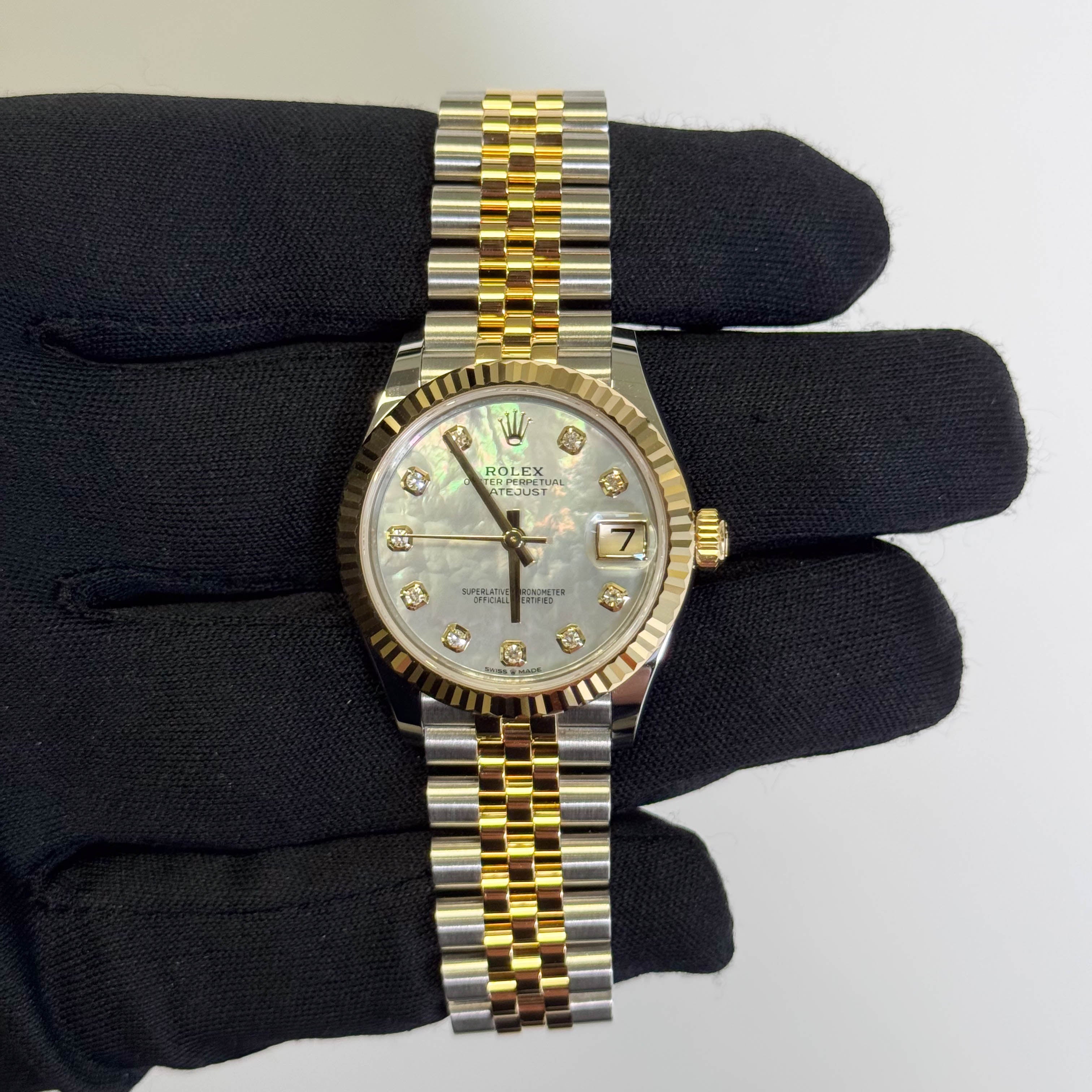 Rolex Datejust 31mm MOP Dial Watch Ref# 278273