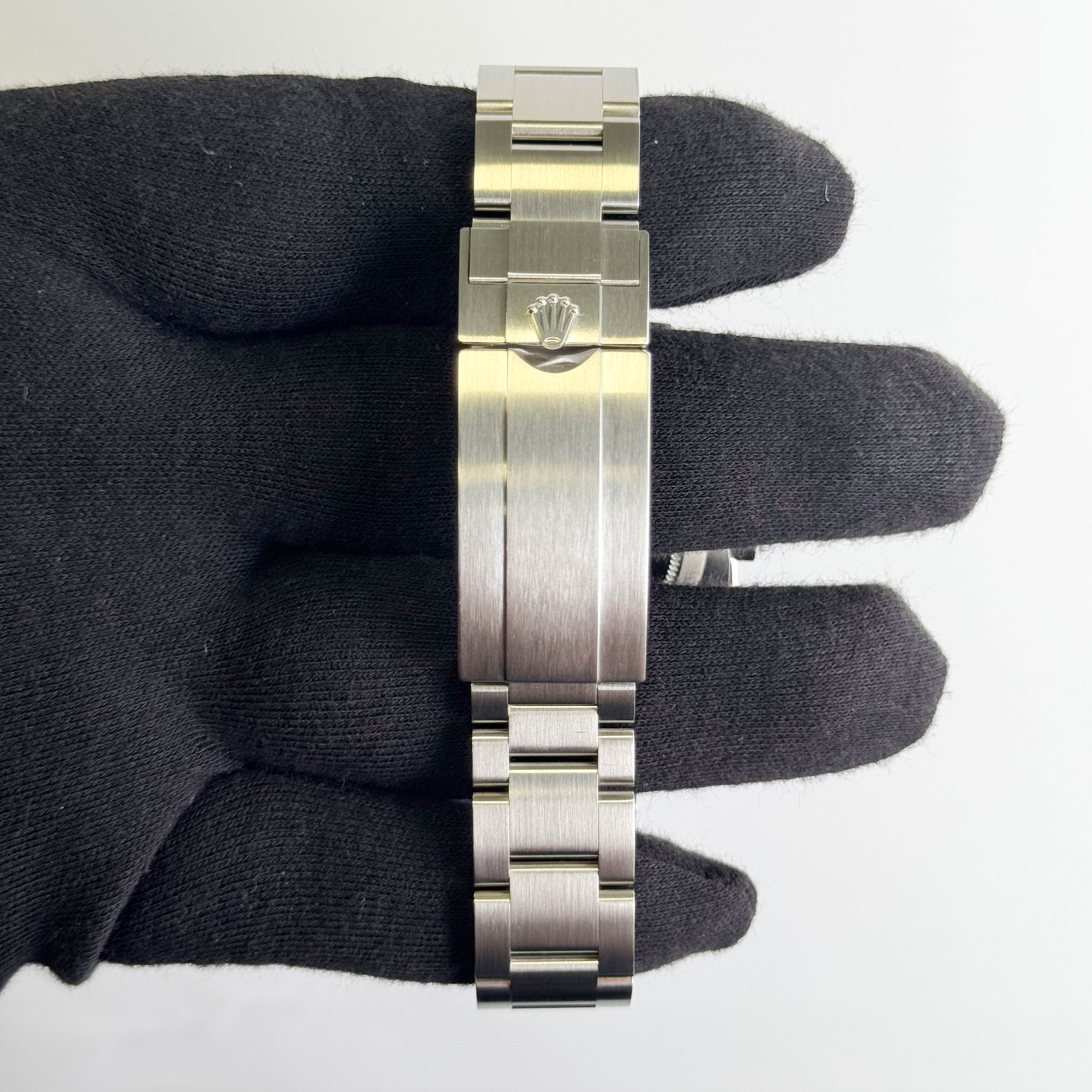 Rolex Submariner 41mm Black Dial Watch Ref# 124060