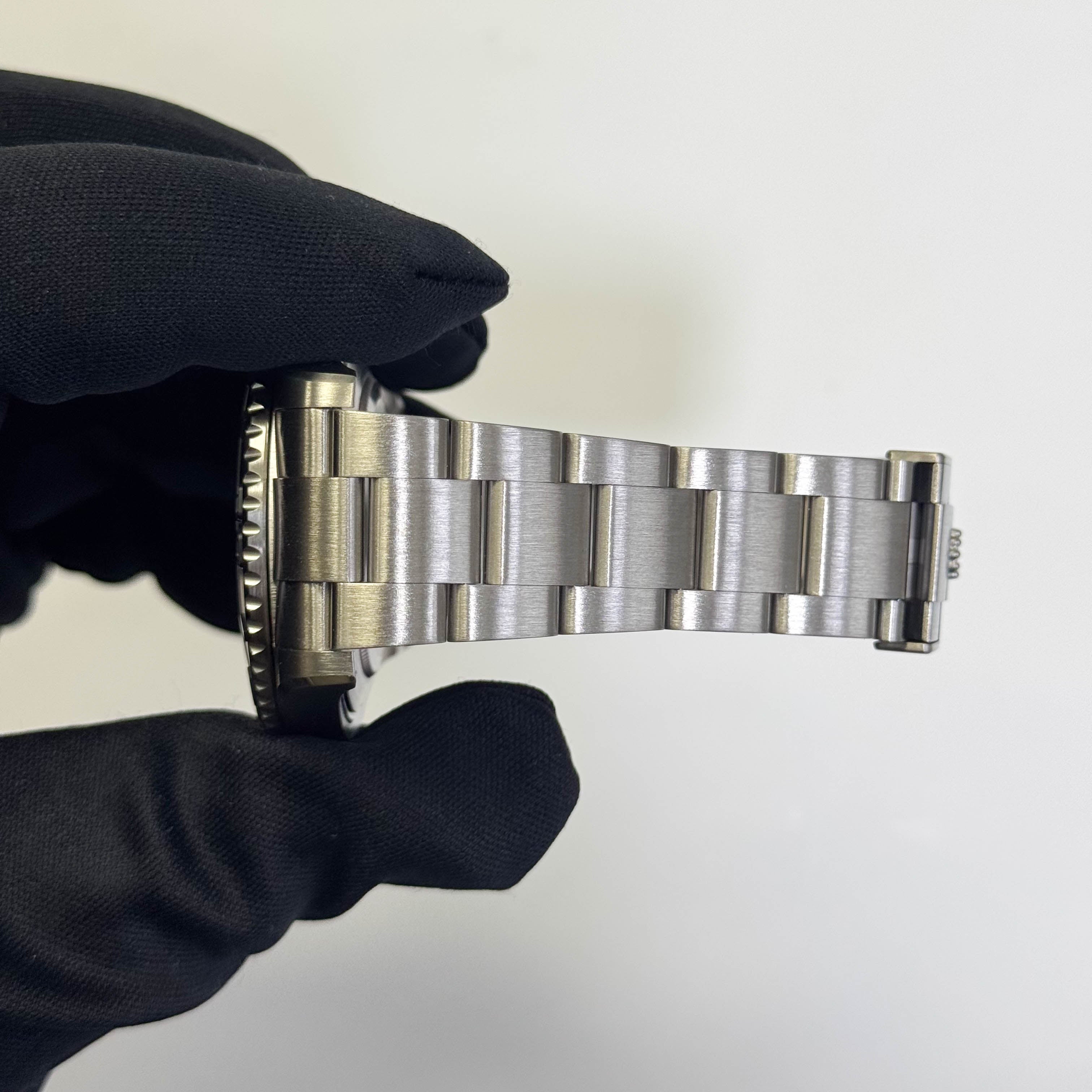 Rolex Yacht-Master 42mm Black Dial Watch Ref# 226627