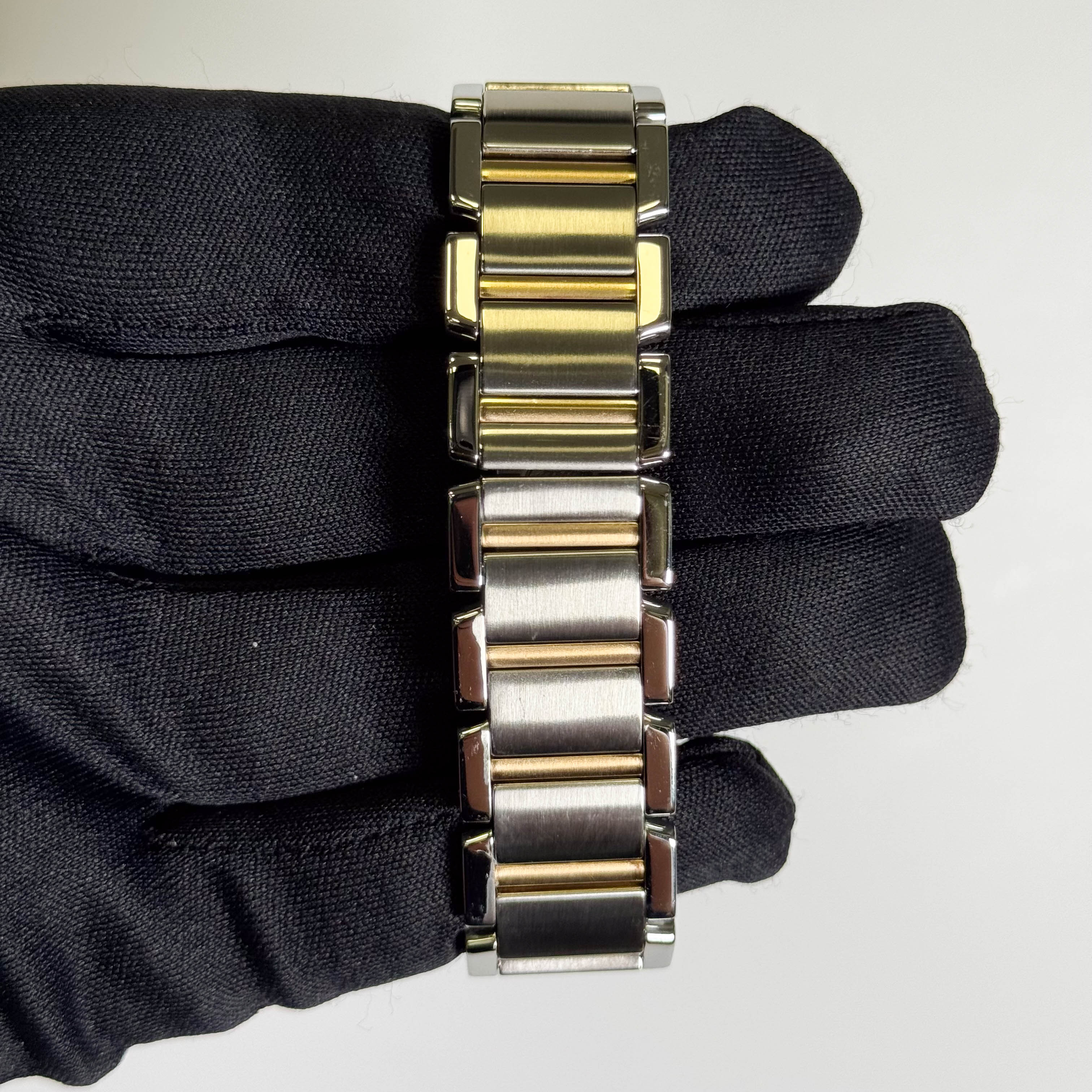 Cartier Tank Francaise 25mm Ivory Dial Ref#W51005Q4