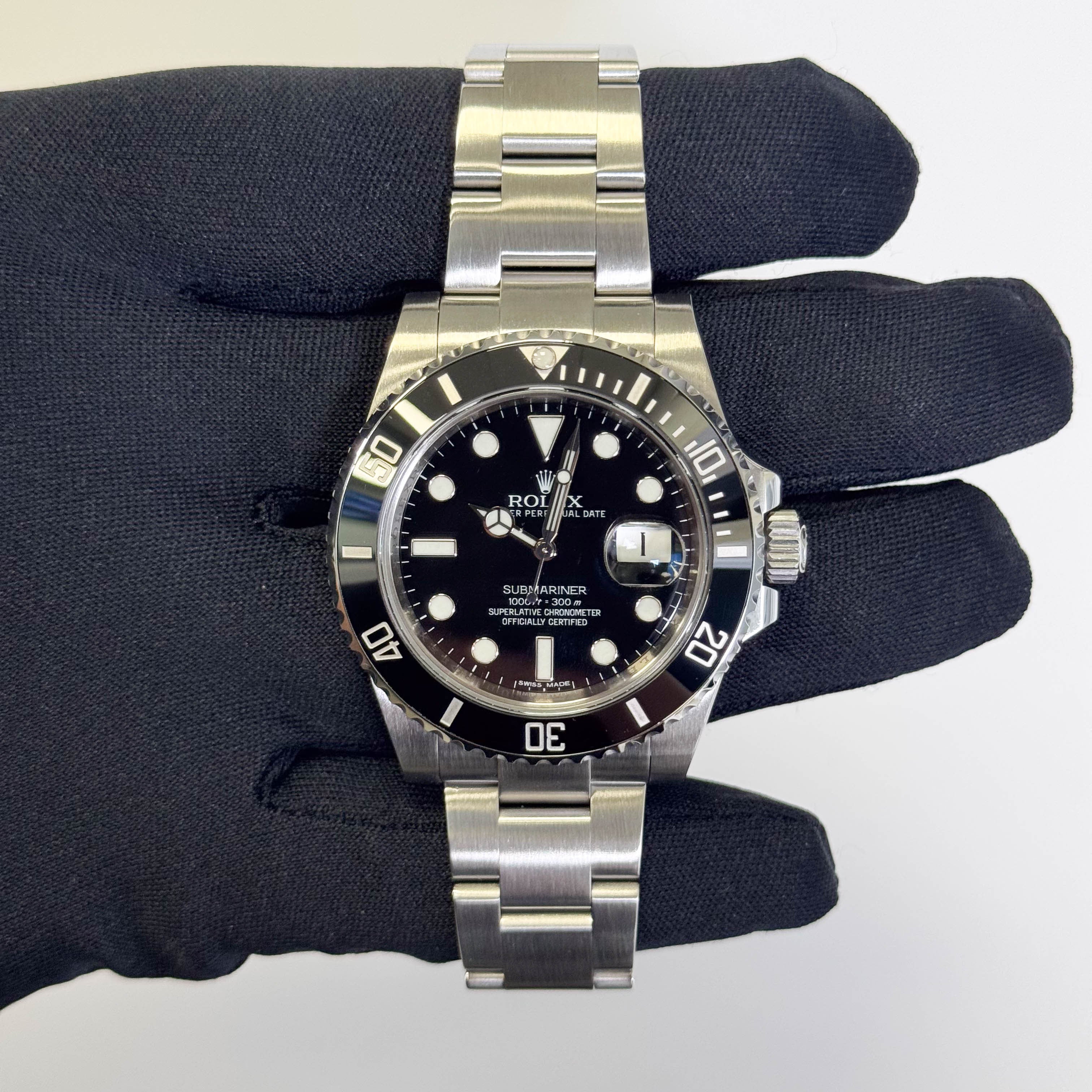 Rolex Submariner 40mm Black Dot Dial Watch Ref# 116610LN