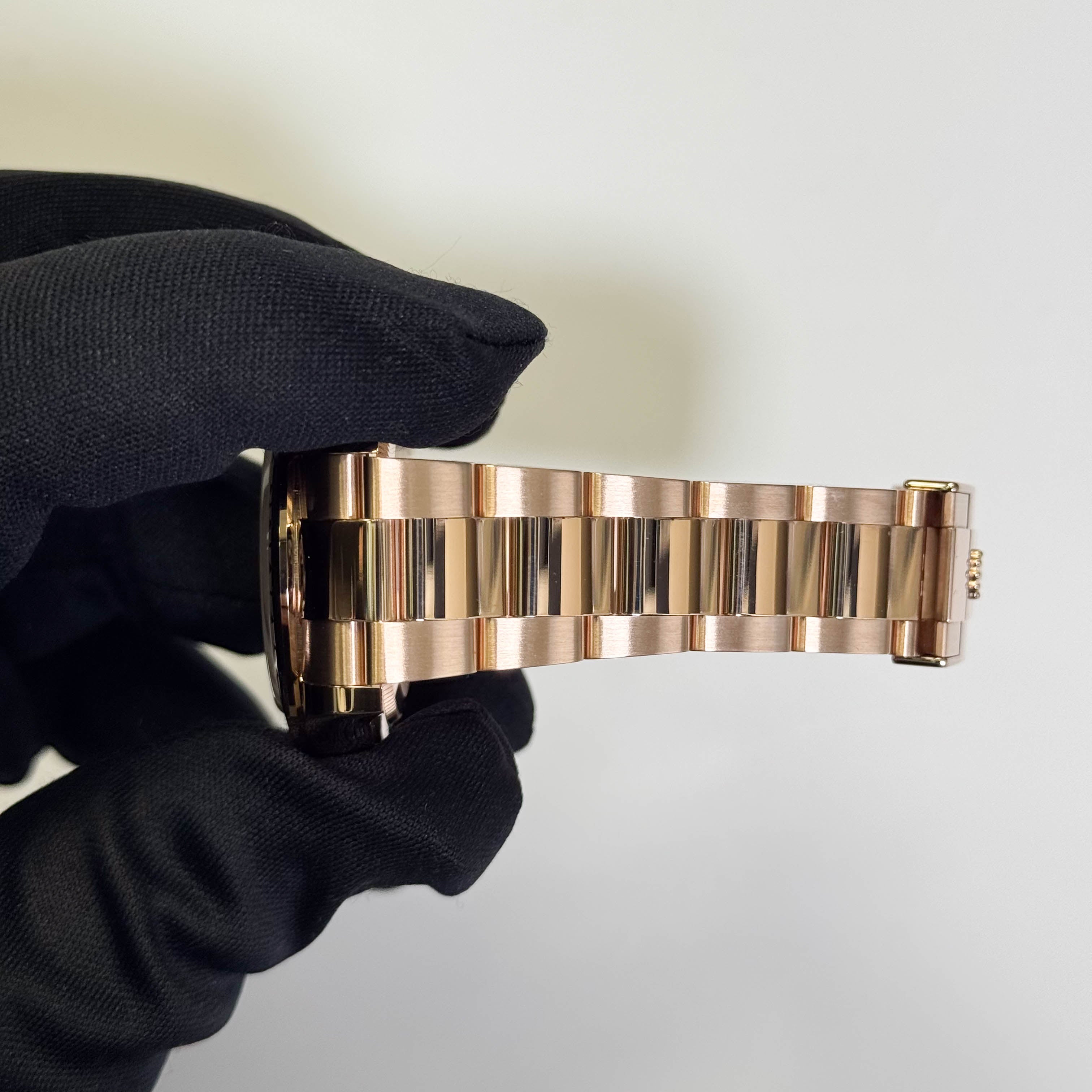 Rolex Daytona 40mm Black Dial Watch Ref# 126505