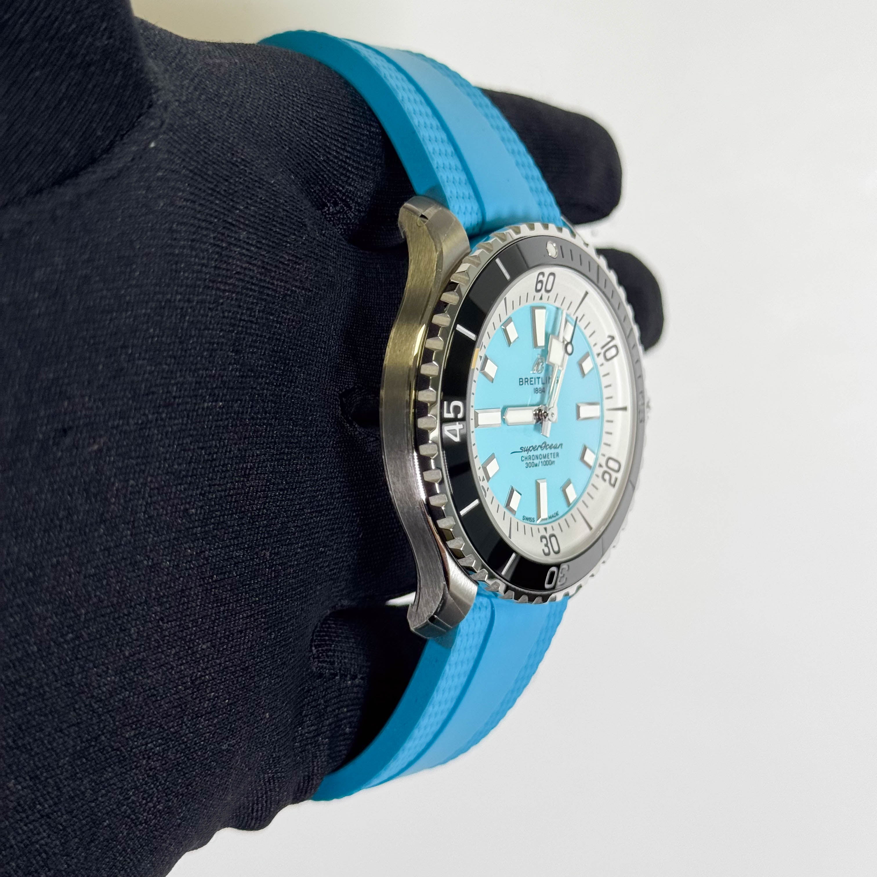 Breitling Superocean Automatic 44mm Turquoise Dial Watch Ref# A17376211L2S2