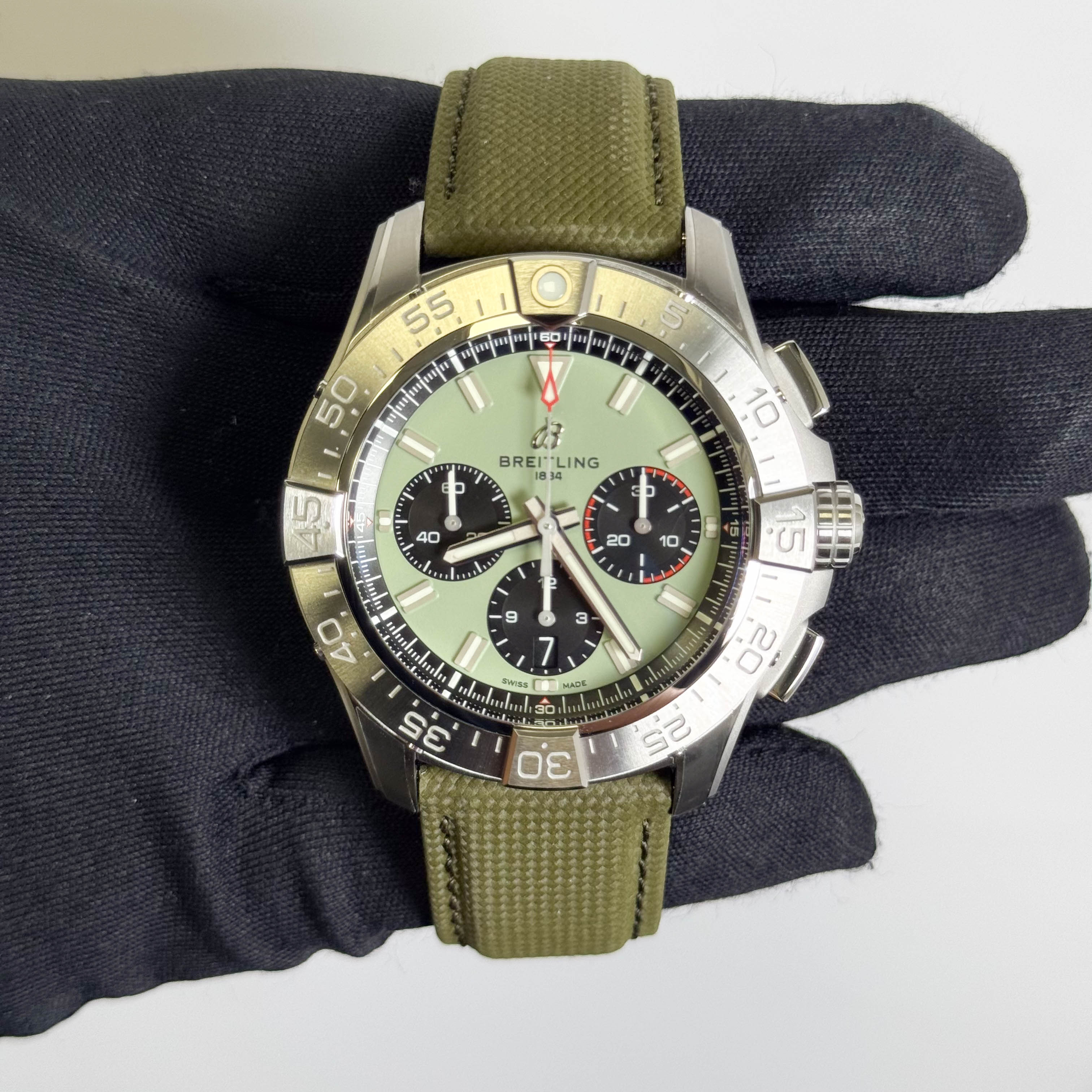 Breitling Avenger B01 44mm Green Dial Watch Ref# AB0147 - Happy Jewelers Fine Jewelry Lifetime Warranty