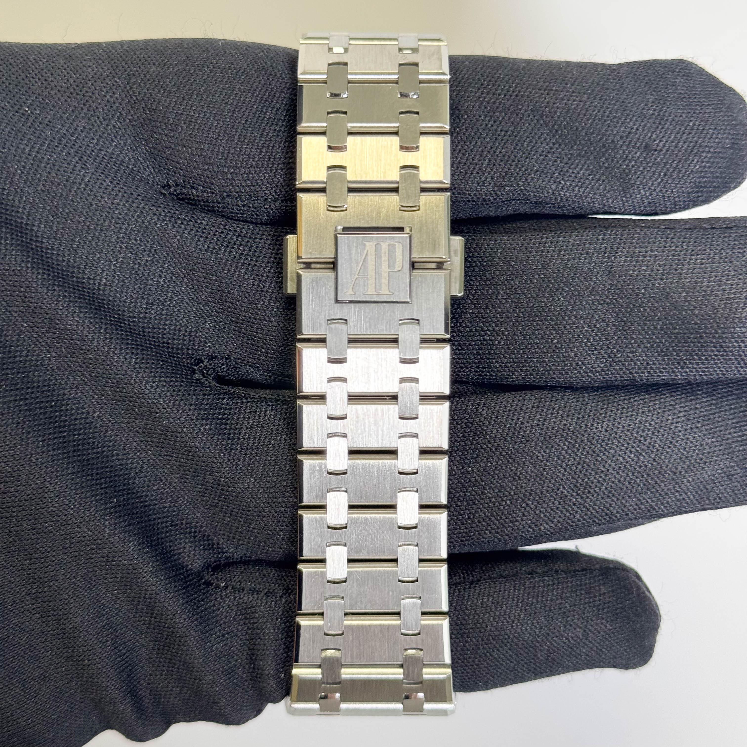 Audemars Piguet Royal Oak 41mm Green Dial Watch Ref# 26240ST.OO.1320ST.08