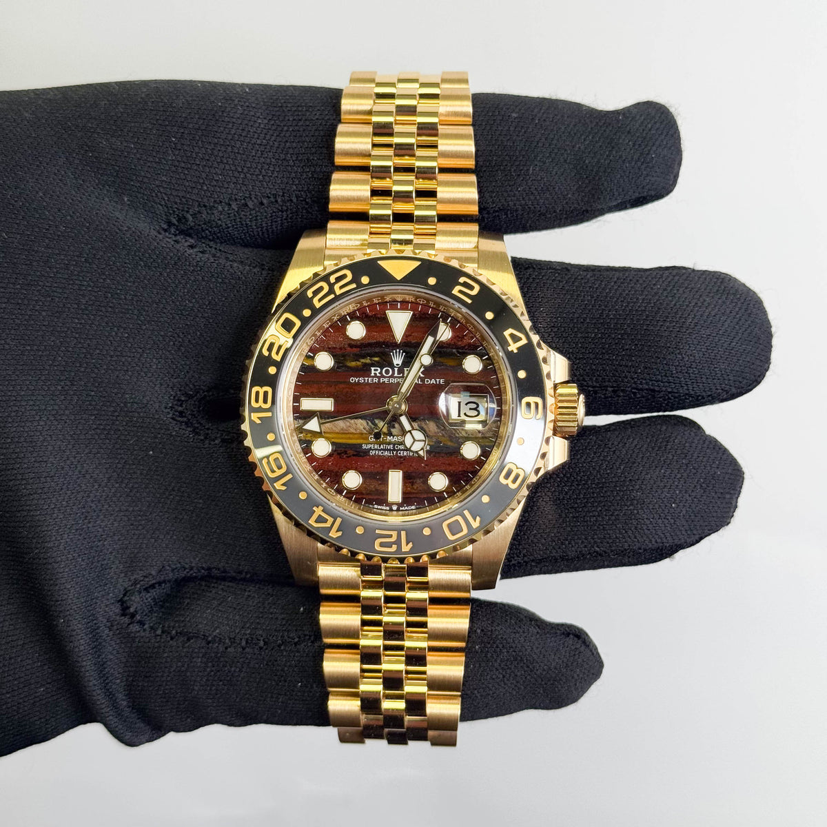 Rolex GMT Master II "Tiger Iron" 40mm Tiger Iron Stone Dial Watch Ref# 126718GRNR